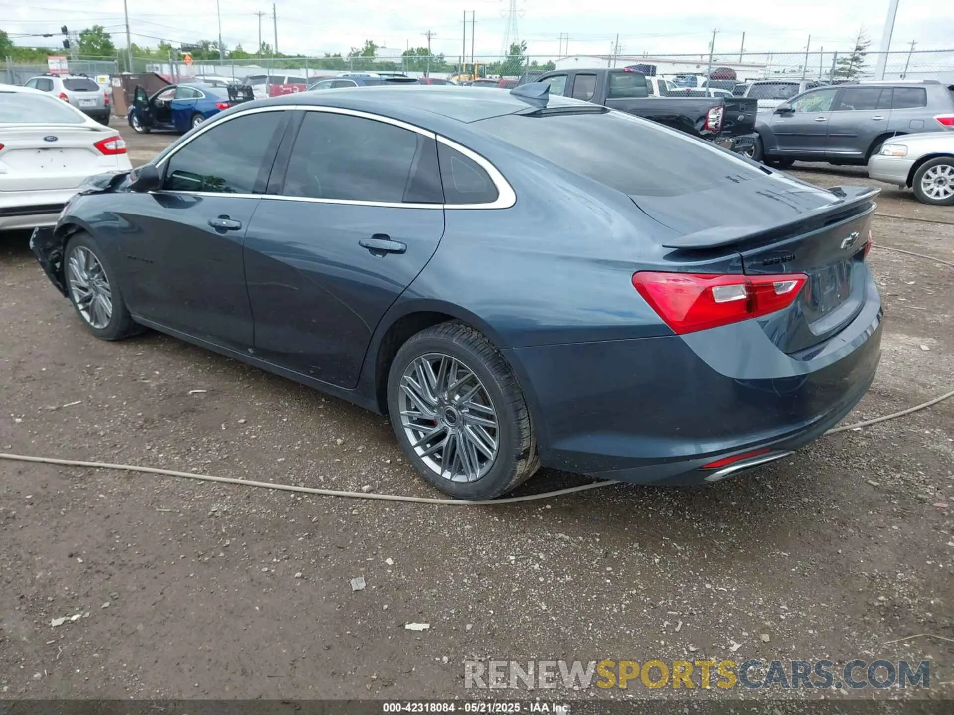 3 Photograph of a damaged car 1G1ZG5ST4LF121213 CHEVROLET MALIBU 2020