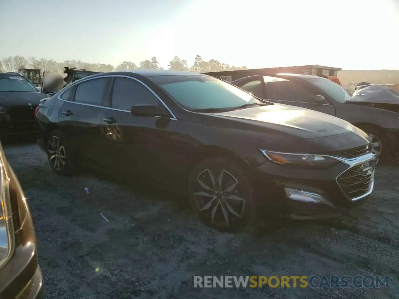 4 Photograph of a damaged car 1G1ZG5ST4LF121373 CHEVROLET MALIBU 2020