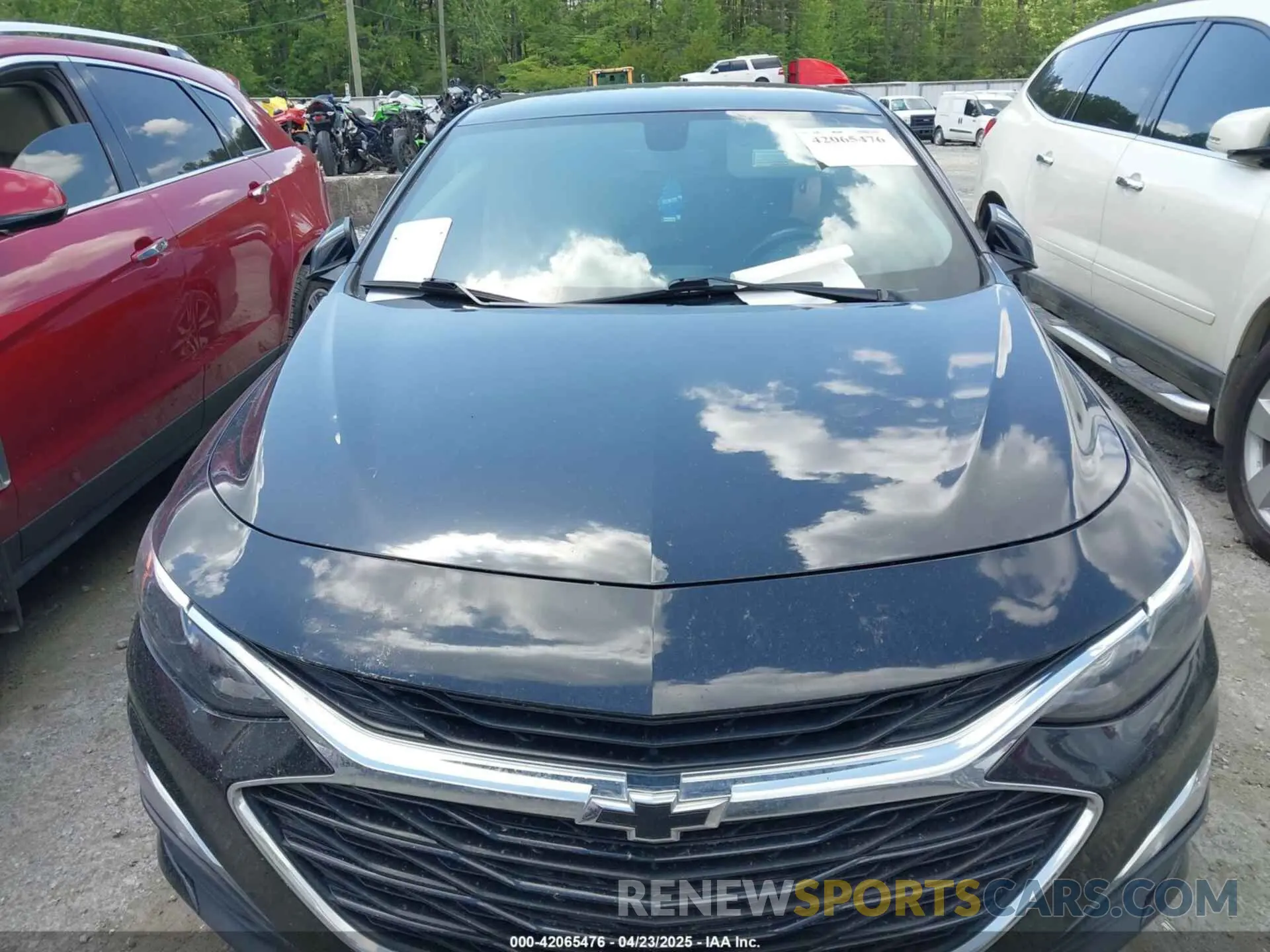 12 Photograph of a damaged car 1G1ZG5ST4LF138562 CHEVROLET MALIBU 2020