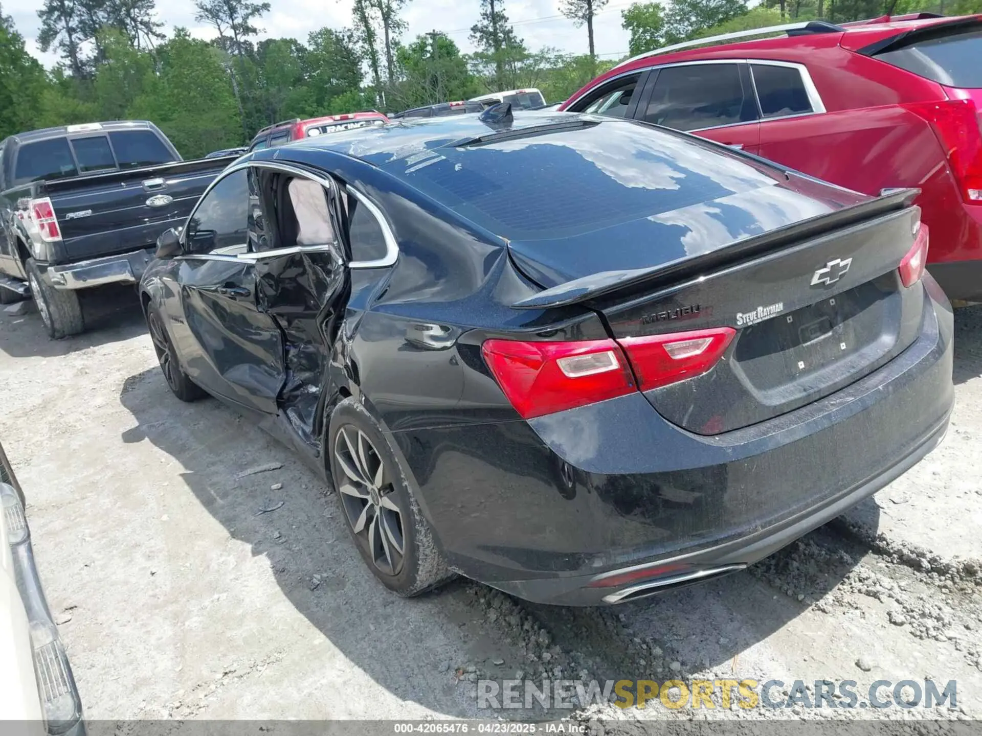 3 Photograph of a damaged car 1G1ZG5ST4LF138562 CHEVROLET MALIBU 2020