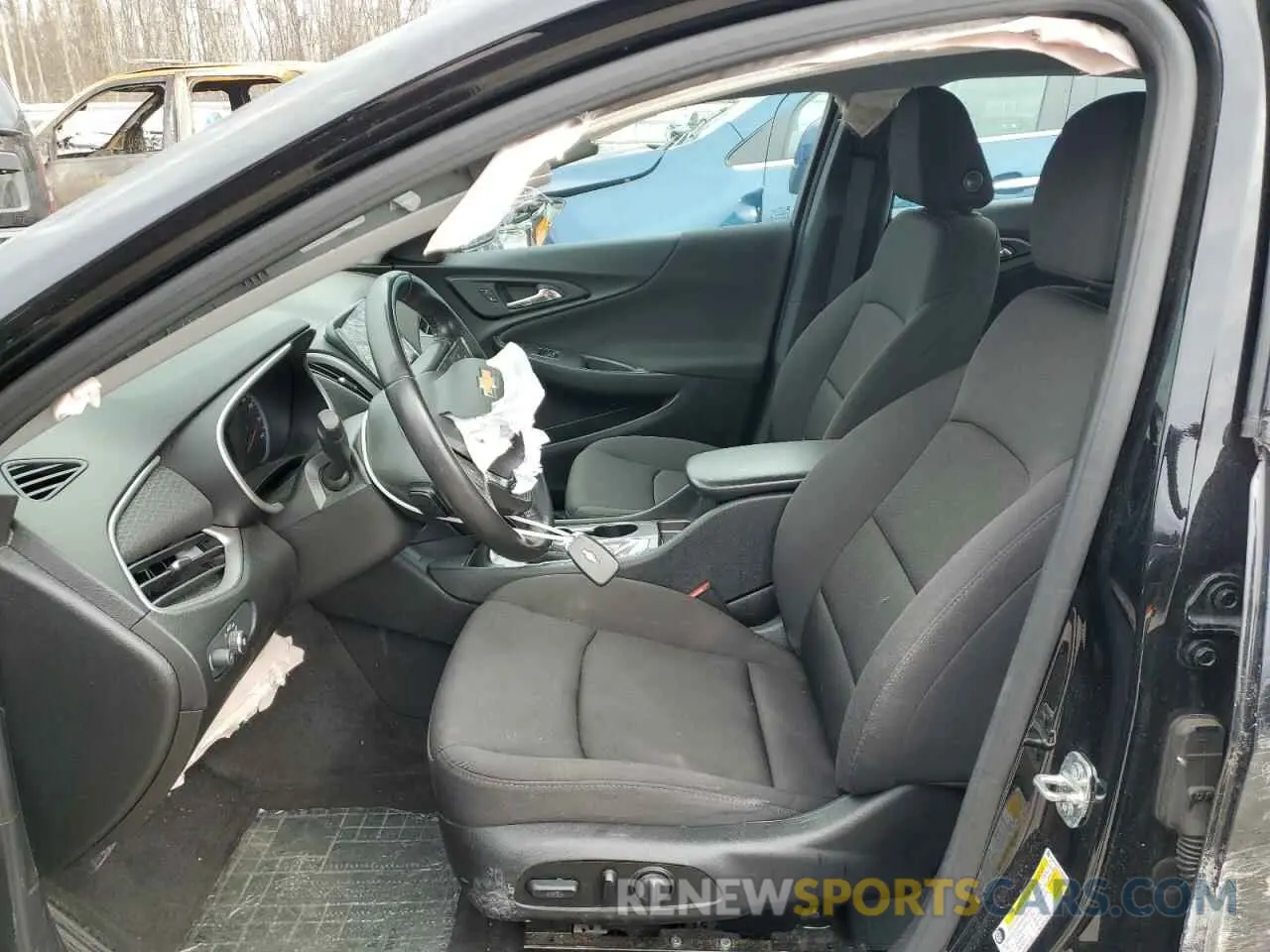 7 Photograph of a damaged car 1G1ZG5ST5LF078646 CHEVROLET MALIBU 2020