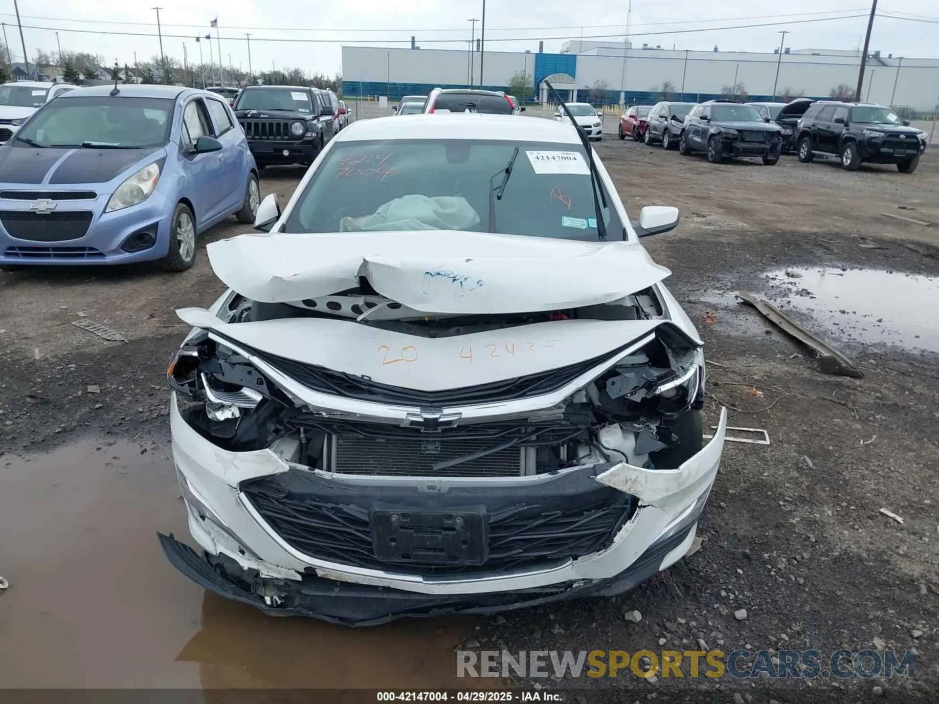 12 Photograph of a damaged car 1G1ZG5ST5LF139221 CHEVROLET MALIBU 2020