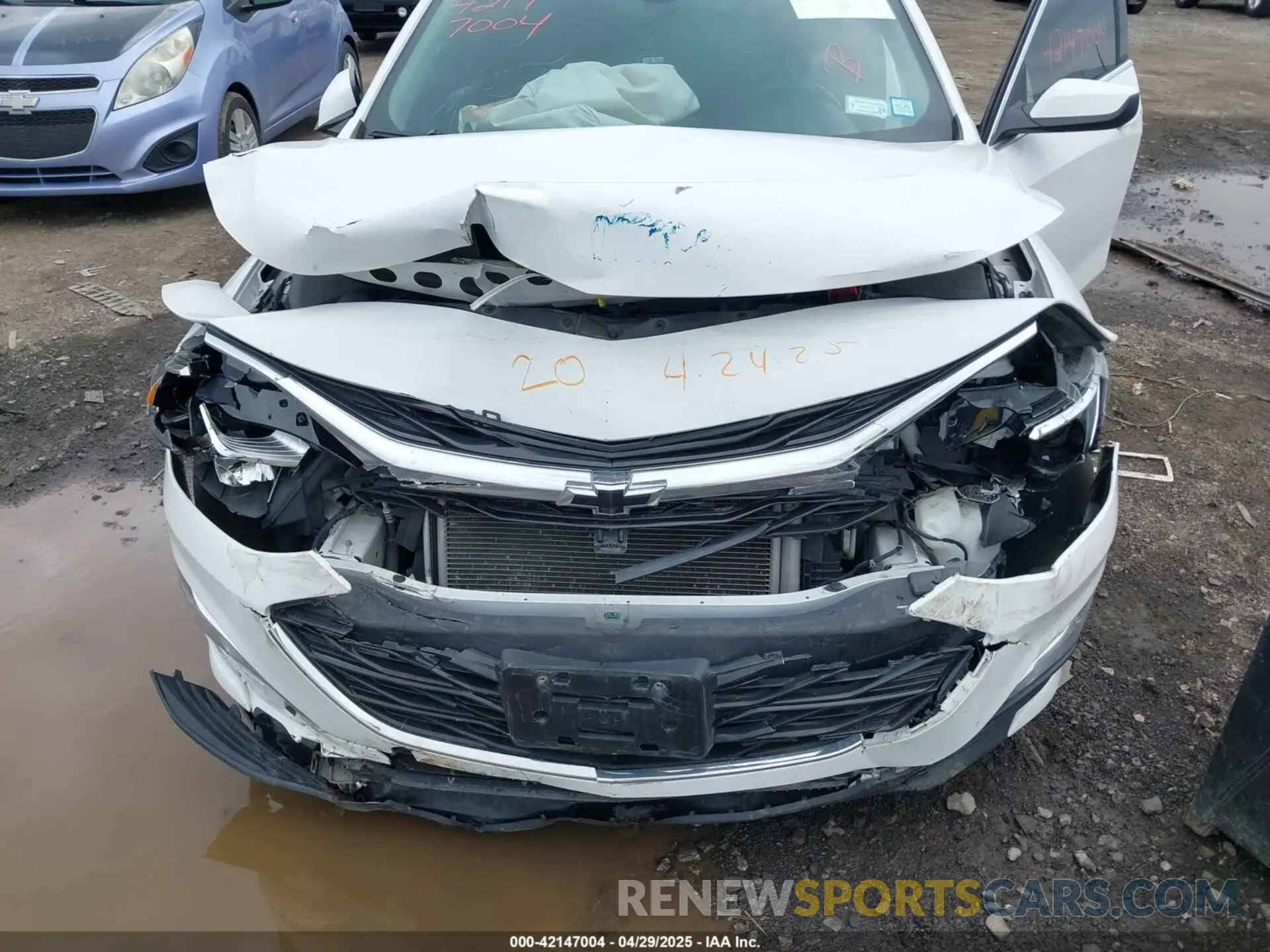 6 Photograph of a damaged car 1G1ZG5ST5LF139221 CHEVROLET MALIBU 2020