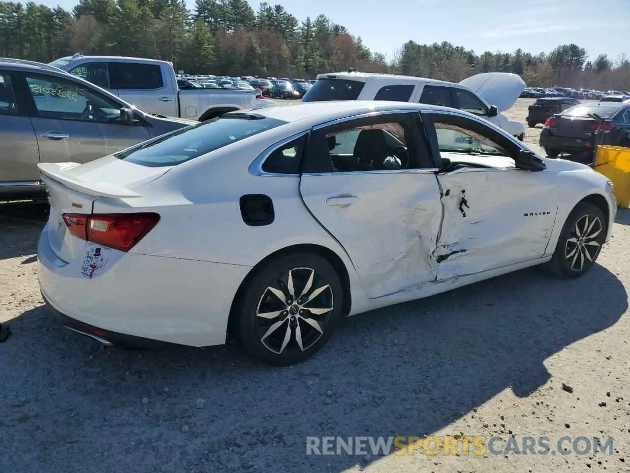 3 Photograph of a damaged car 1G1ZG5ST6LF116272 CHEVROLET MALIBU 2020