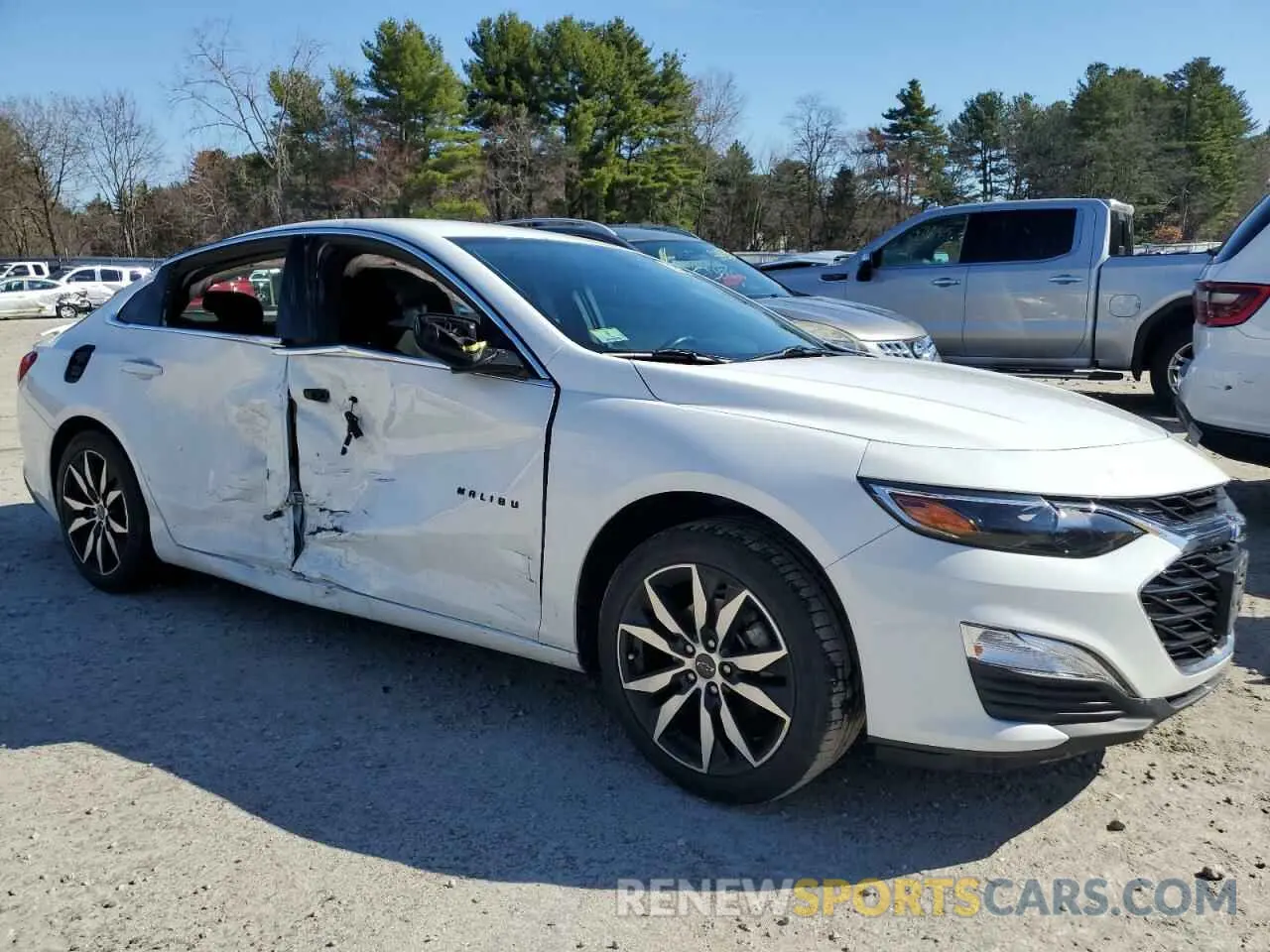 4 Photograph of a damaged car 1G1ZG5ST6LF116272 CHEVROLET MALIBU 2020