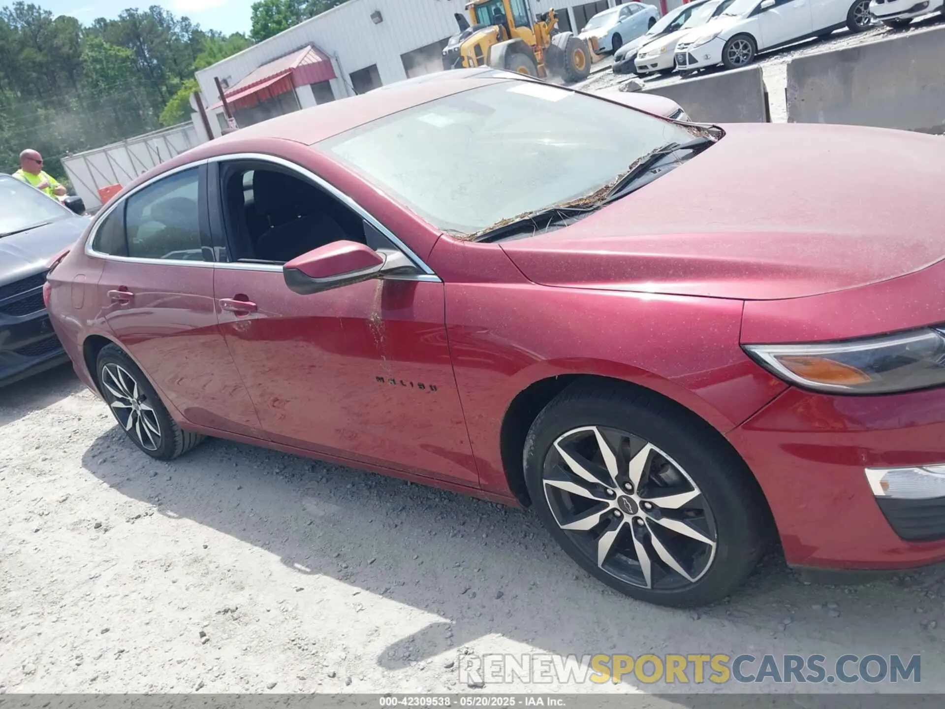 13 Photograph of a damaged car 1G1ZG5ST7LF133825 CHEVROLET MALIBU 2020