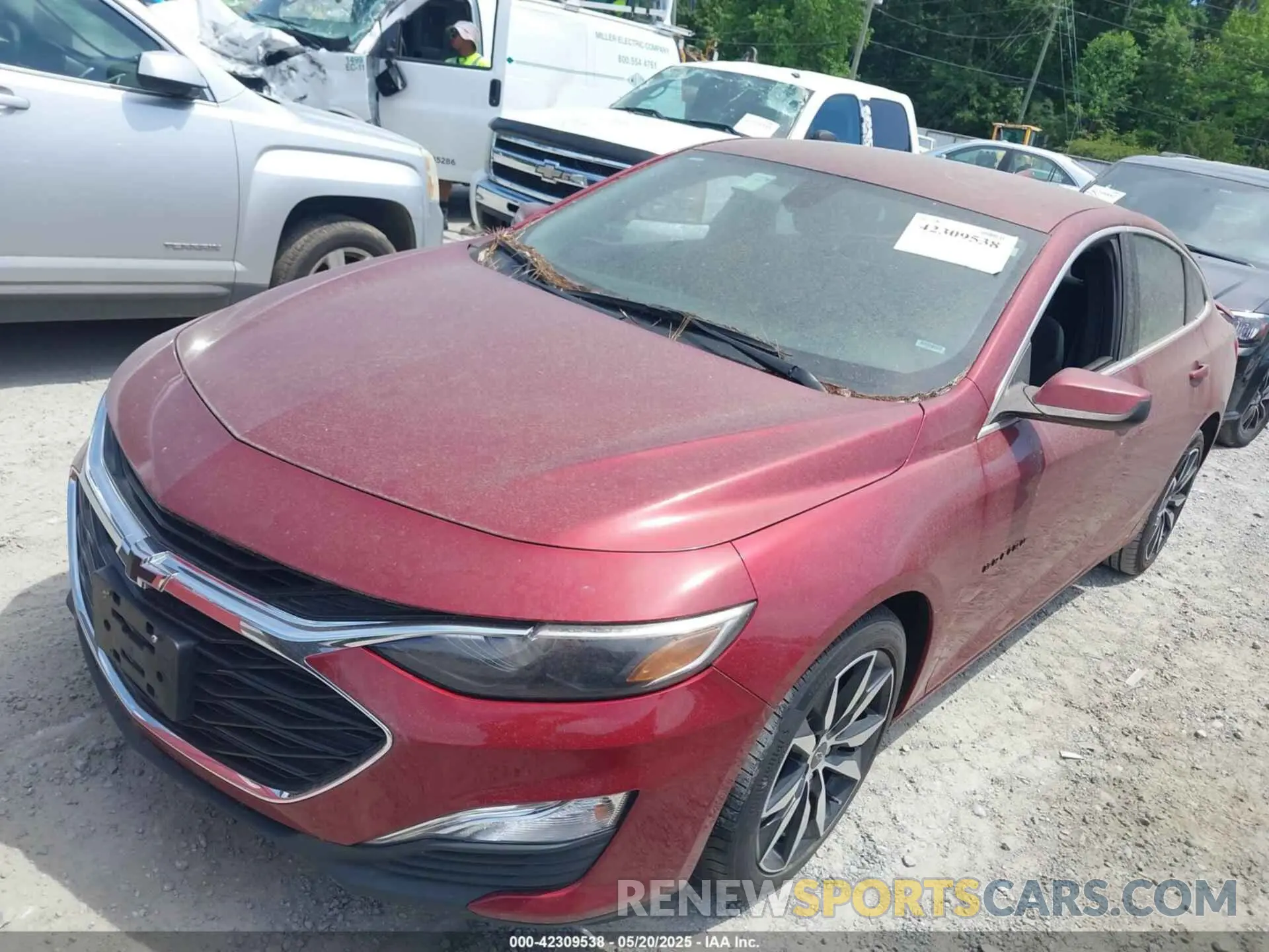 2 Photograph of a damaged car 1G1ZG5ST7LF133825 CHEVROLET MALIBU 2020