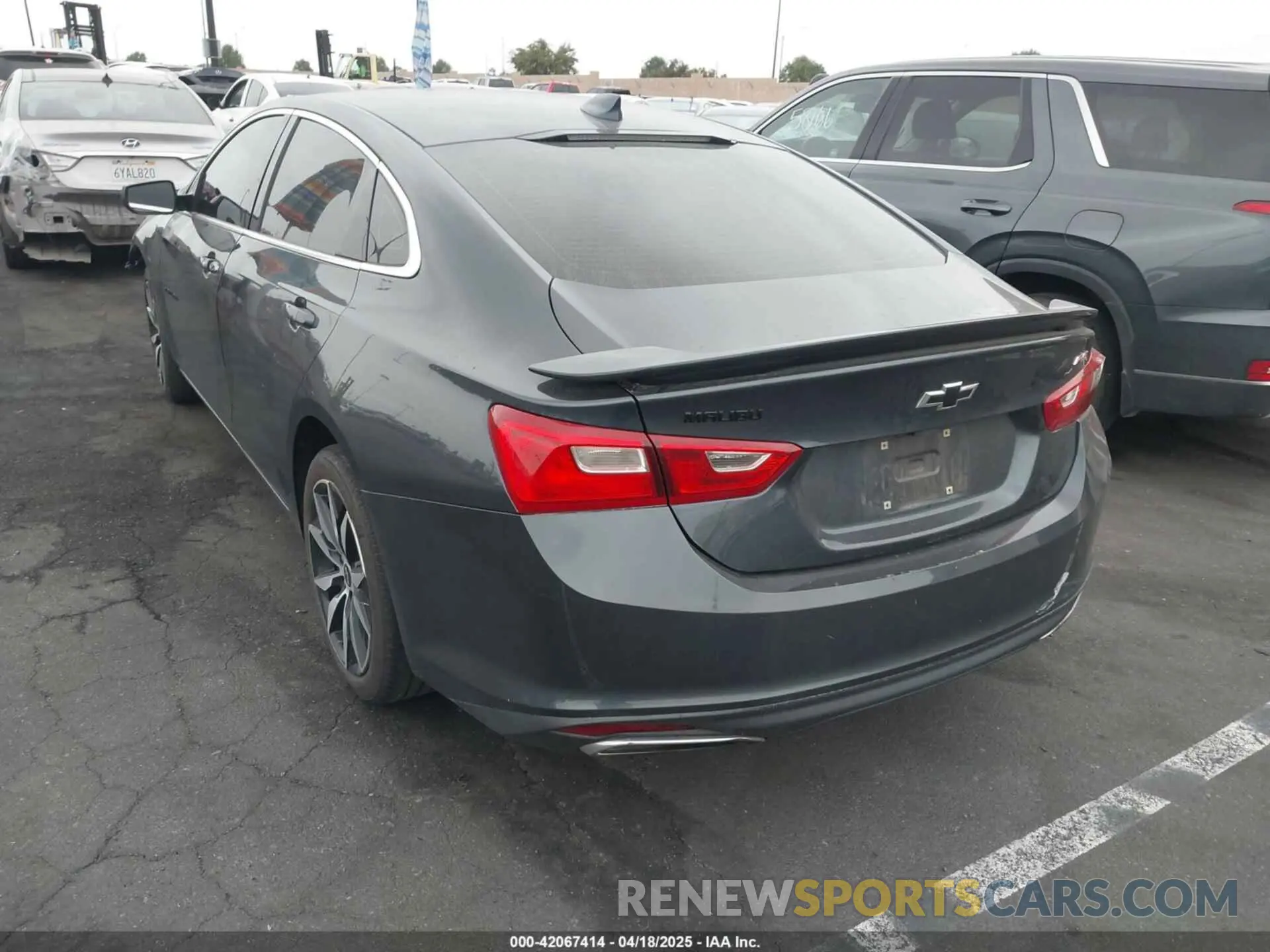 3 Photograph of a damaged car 1G1ZG5ST7LF153251 CHEVROLET MALIBU 2020