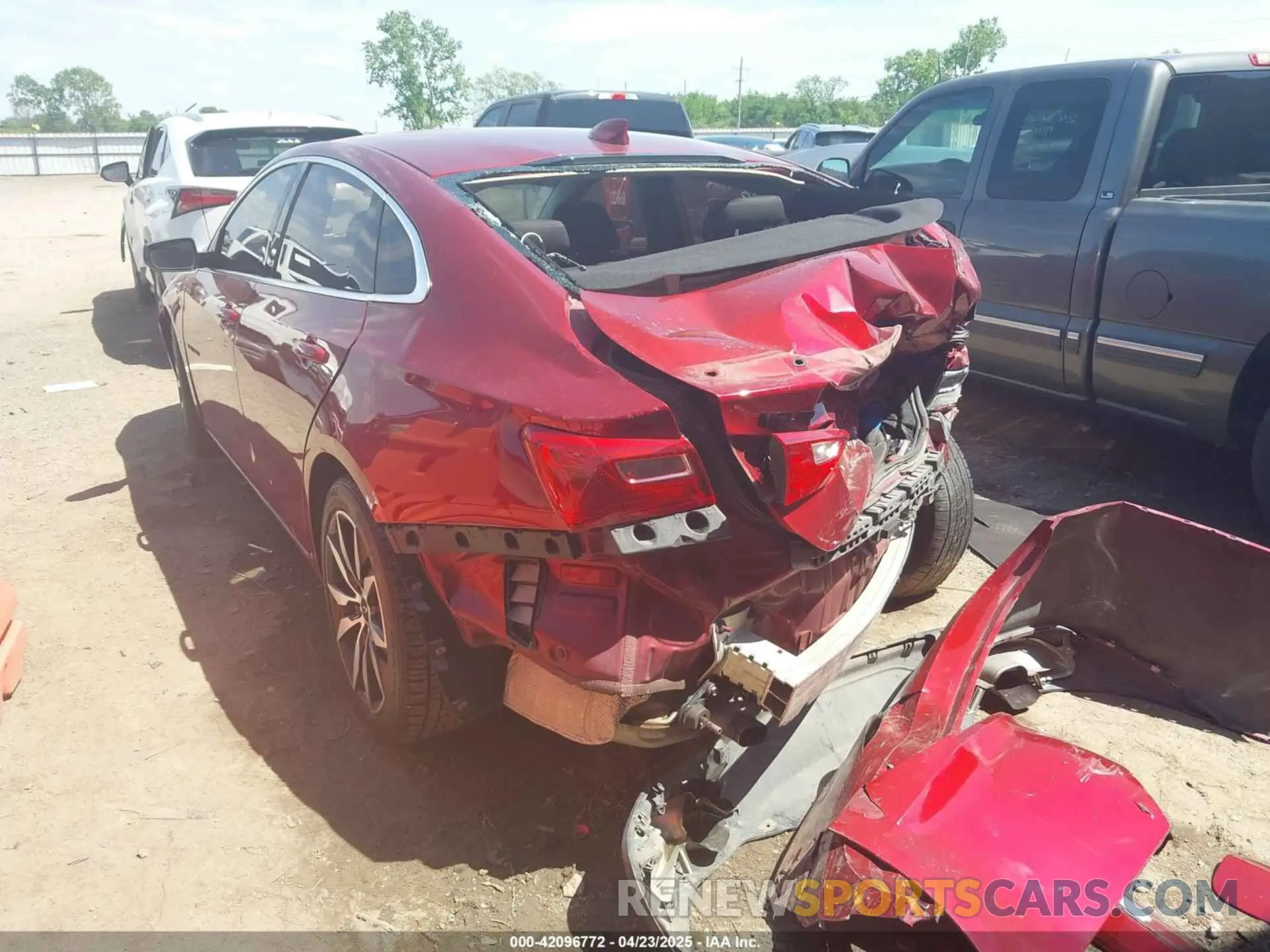 3 Photograph of a damaged car 1G1ZG5ST8LF066670 CHEVROLET MALIBU 2020