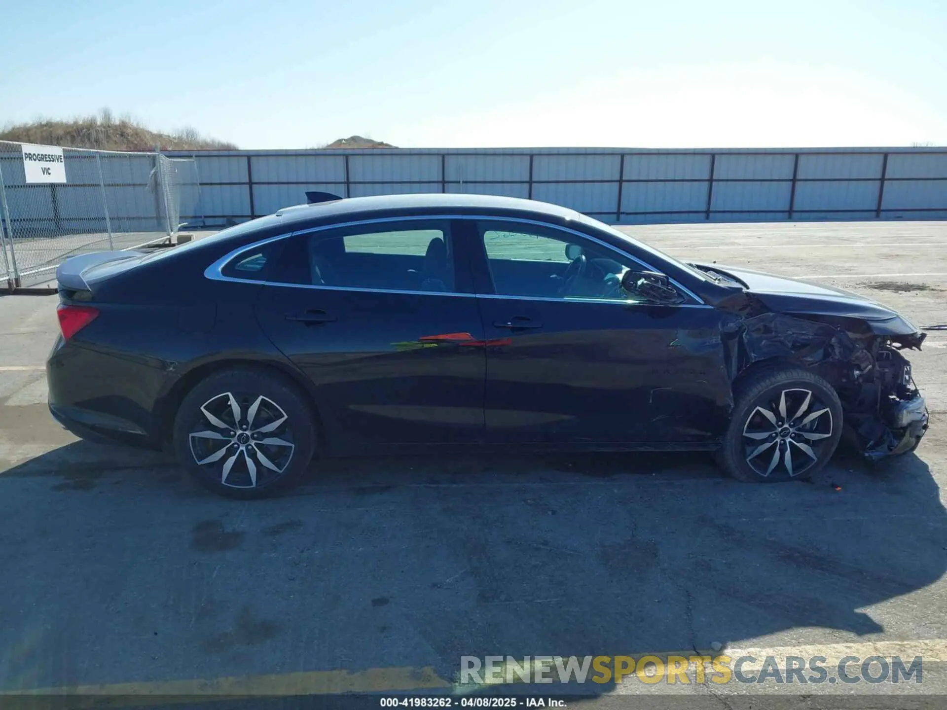 13 Photograph of a damaged car 1G1ZG5ST8LF131176 CHEVROLET MALIBU 2020