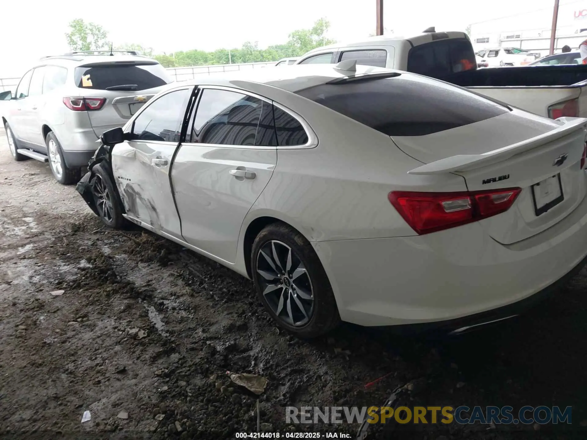 3 Photograph of a damaged car 1G1ZG5ST9LF079203 CHEVROLET MALIBU 2020