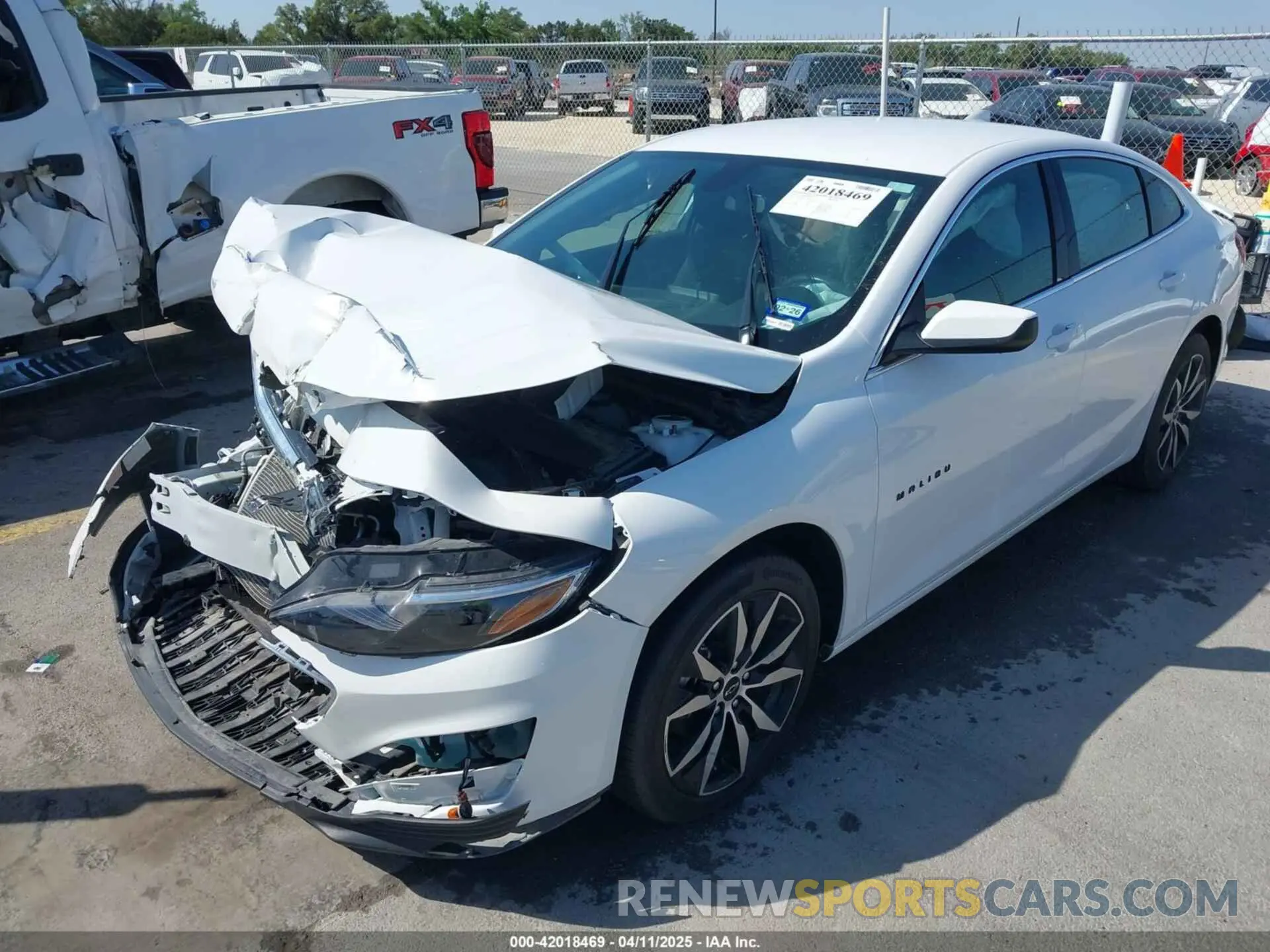 2 Photograph of a damaged car 1G1ZG5ST9LF118260 CHEVROLET MALIBU 2020