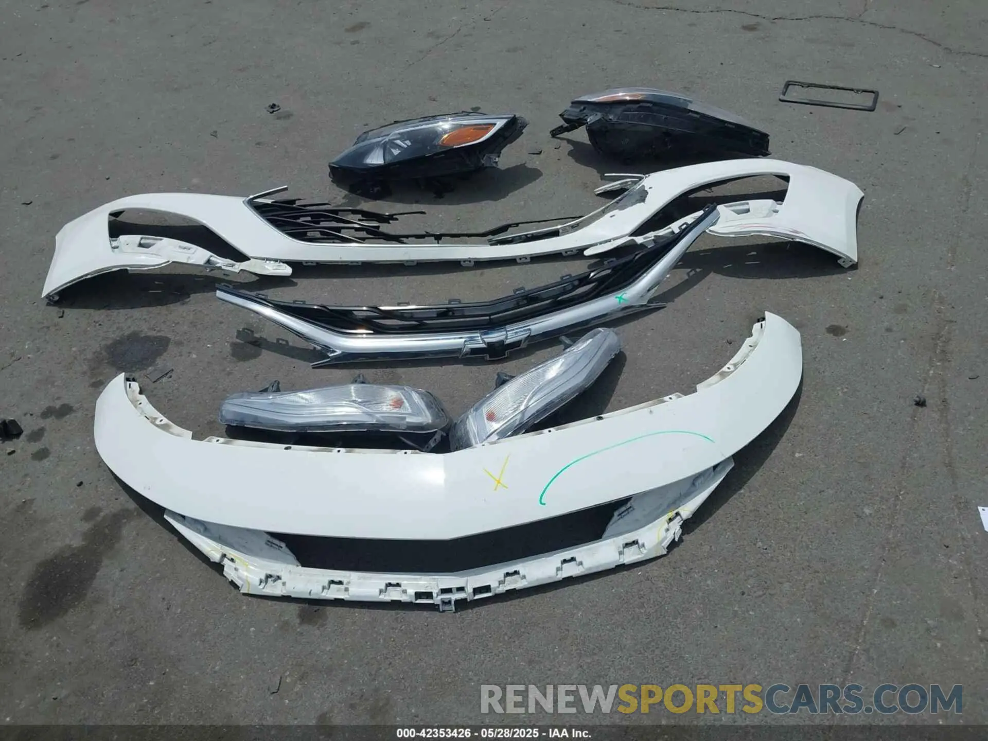 12 Photograph of a damaged car 1G1ZG5ST9LF120879 CHEVROLET MALIBU 2020