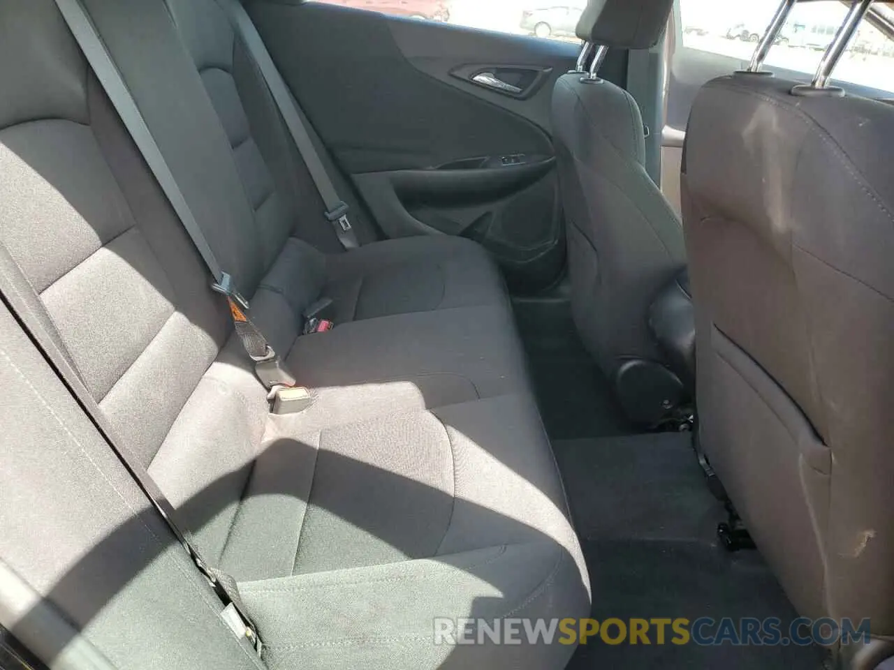 10 Photograph of a damaged car 1G1ZG5ST9LF123720 CHEVROLET MALIBU 2020