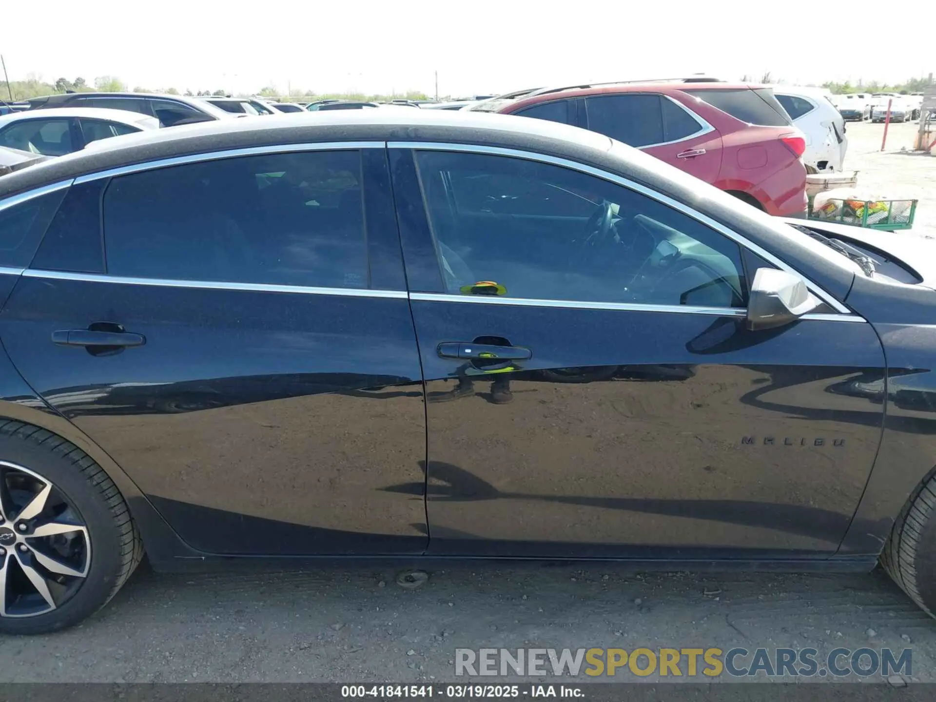 13 Photograph of a damaged car 1G1ZG5ST9LF147483 CHEVROLET MALIBU 2020