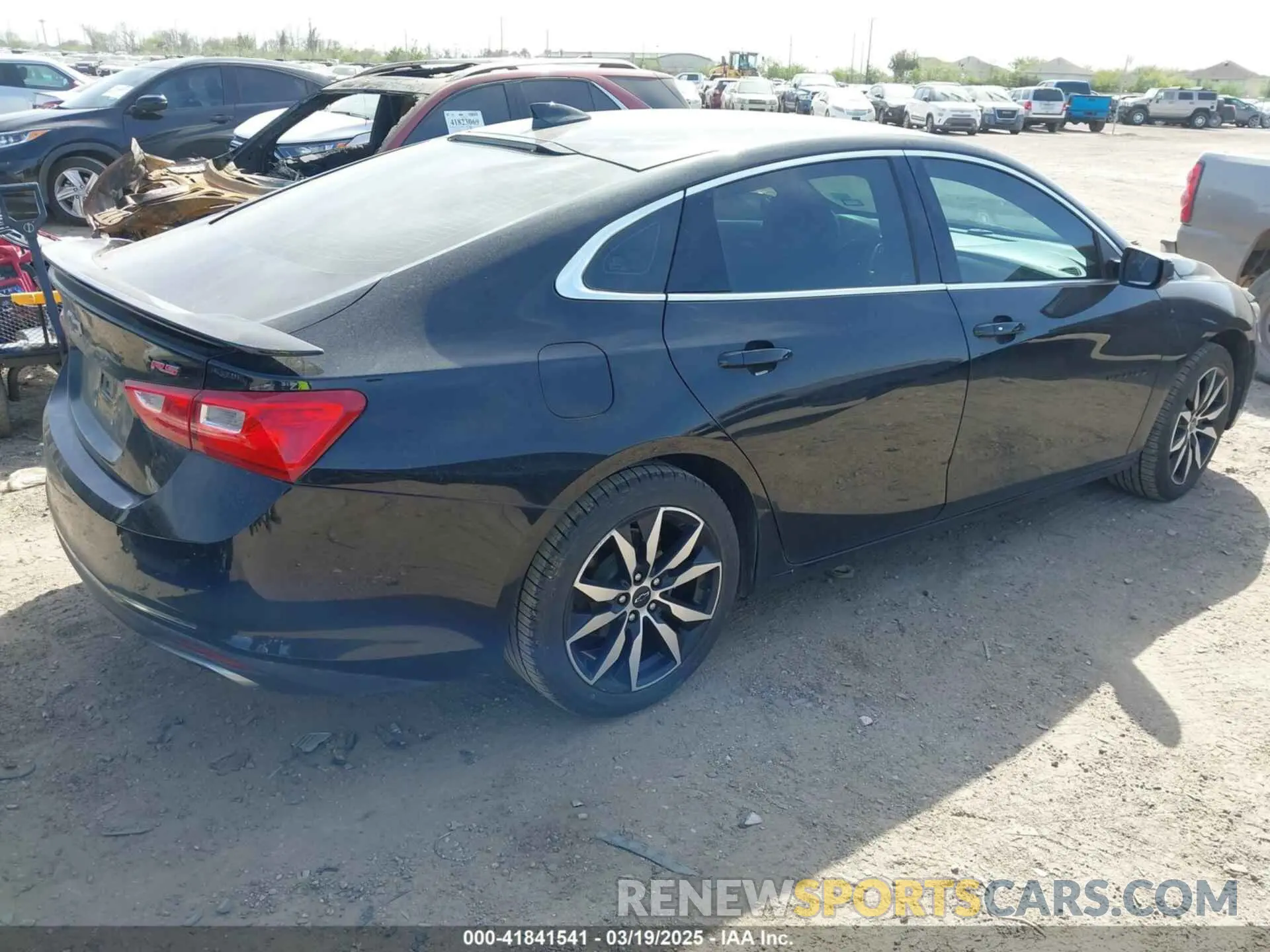 4 Photograph of a damaged car 1G1ZG5ST9LF147483 CHEVROLET MALIBU 2020
