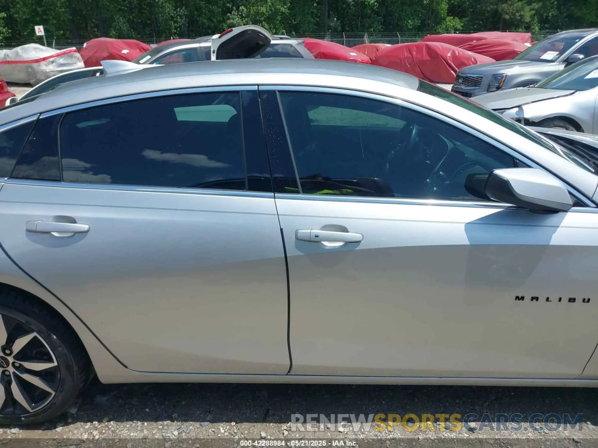13 Photograph of a damaged car 1G1ZG5STXLF078755 CHEVROLET MALIBU 2020