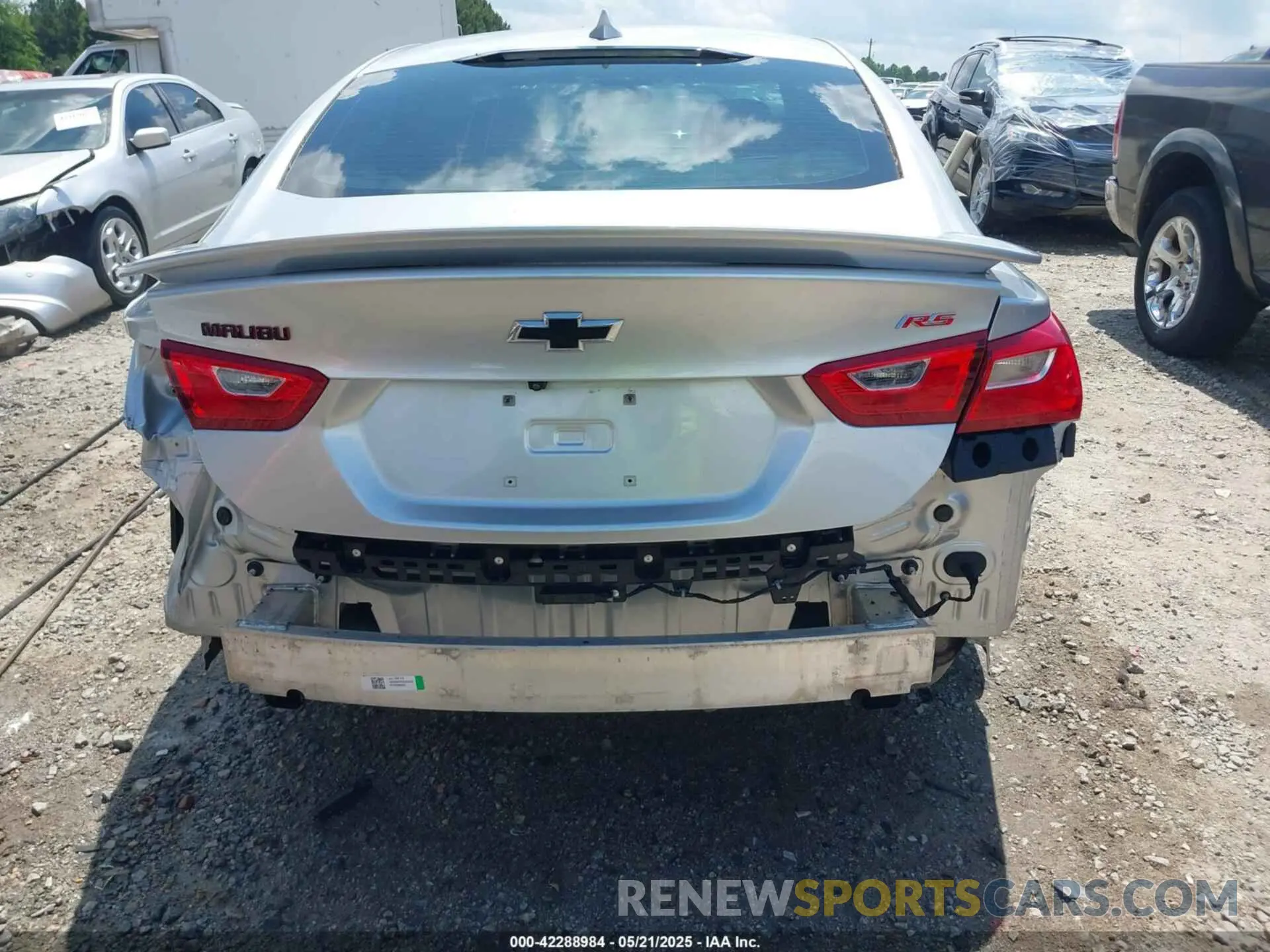 6 Photograph of a damaged car 1G1ZG5STXLF078755 CHEVROLET MALIBU 2020