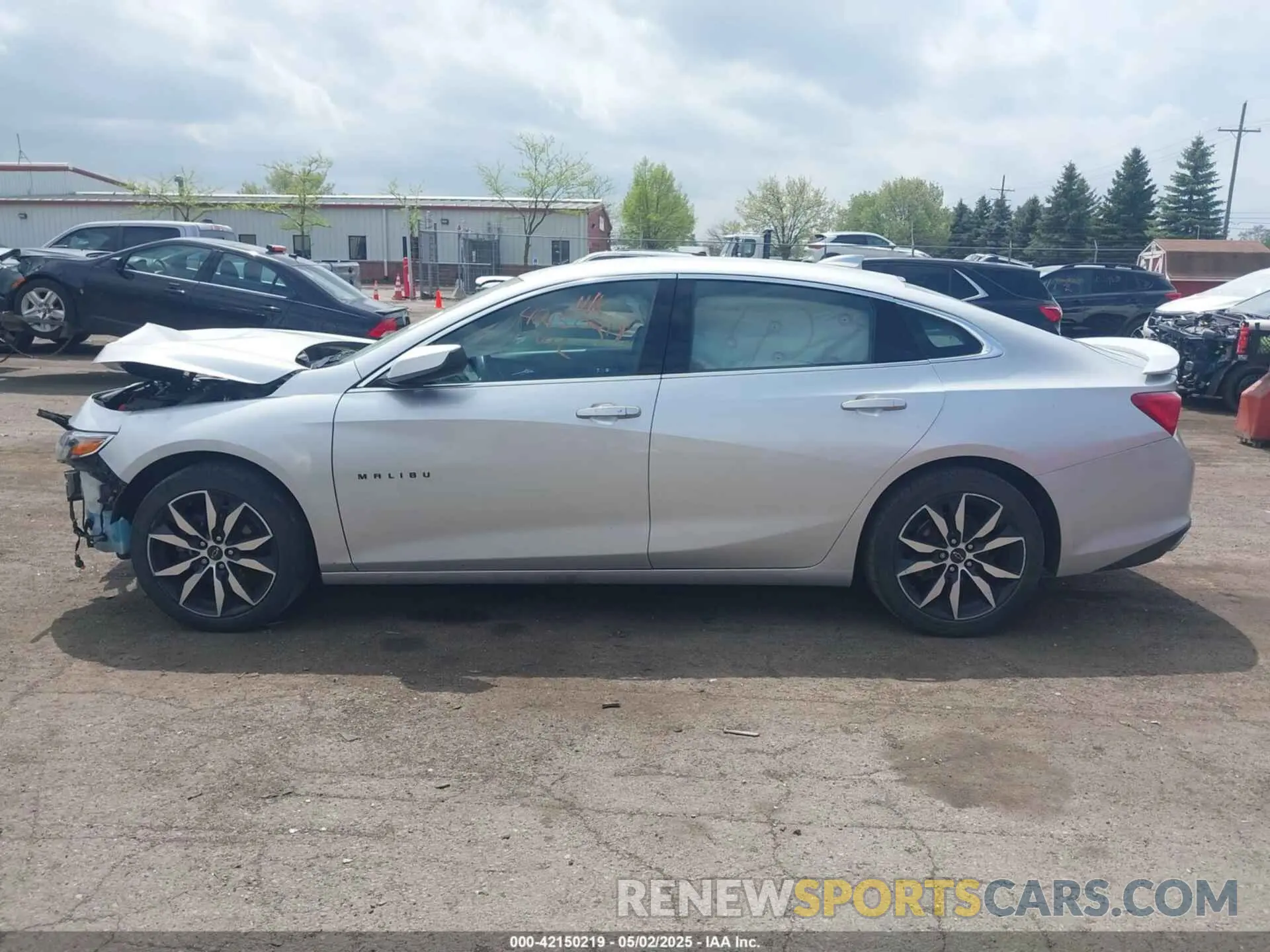 13 Photograph of a damaged car 1G1ZG5STXLF156600 CHEVROLET MALIBU 2020