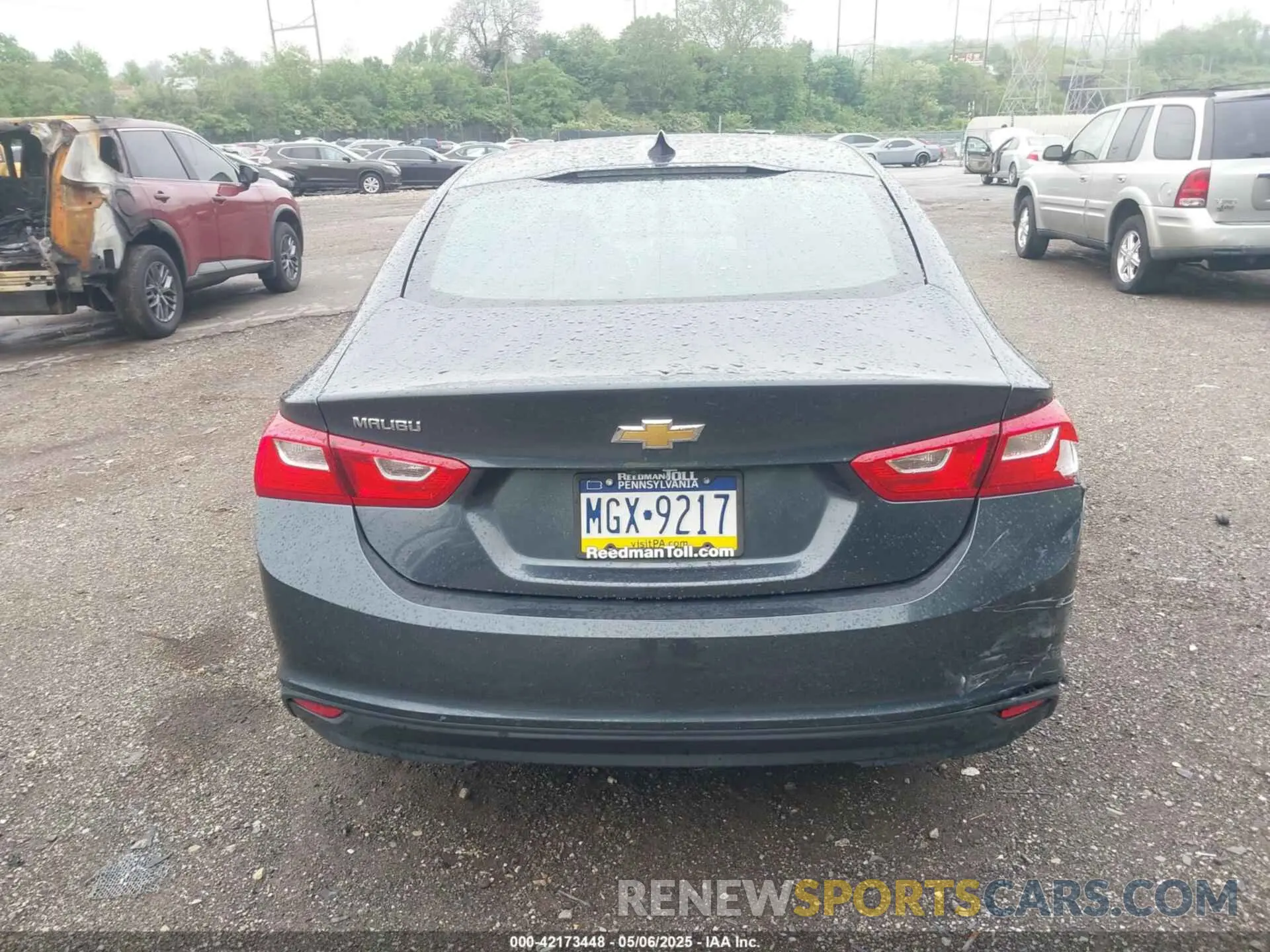17 Photograph of a damaged car 1G1ZB5ST0MF020654 CHEVROLET MALIBU 2021