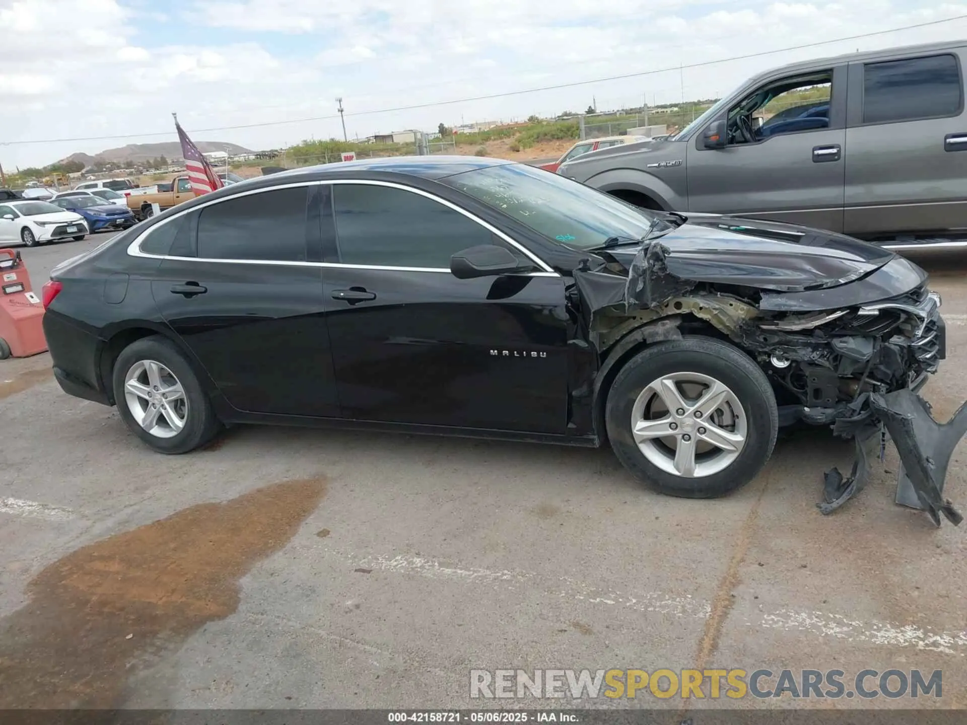 13 Photograph of a damaged car 1G1ZB5ST0MF060782 CHEVROLET MALIBU 2021