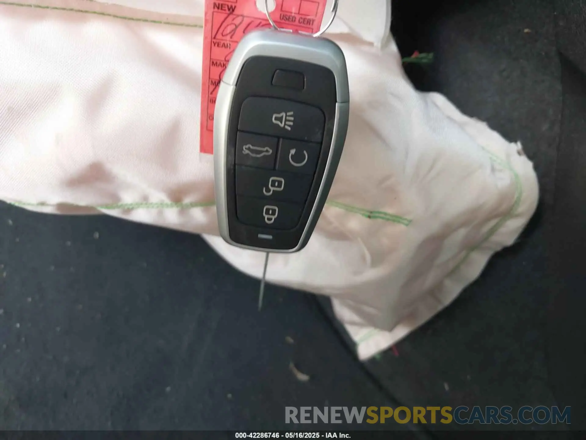 11 Photograph of a damaged car 1G1ZB5ST3MF048691 CHEVROLET MALIBU 2021