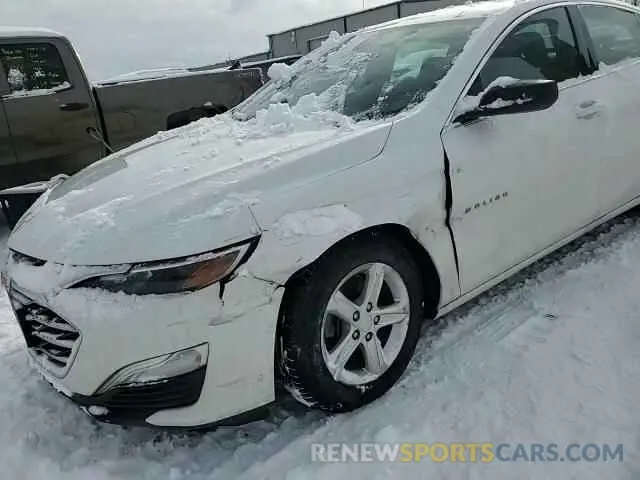 10 Photograph of a damaged car 1G1ZB5ST5MF017040 CHEVROLET MALIBU 2021