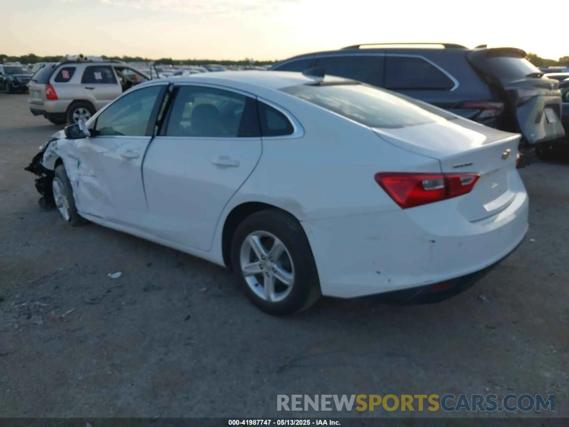 3 Photograph of a damaged car 1G1ZB5ST8MF042112 CHEVROLET MALIBU 2021
