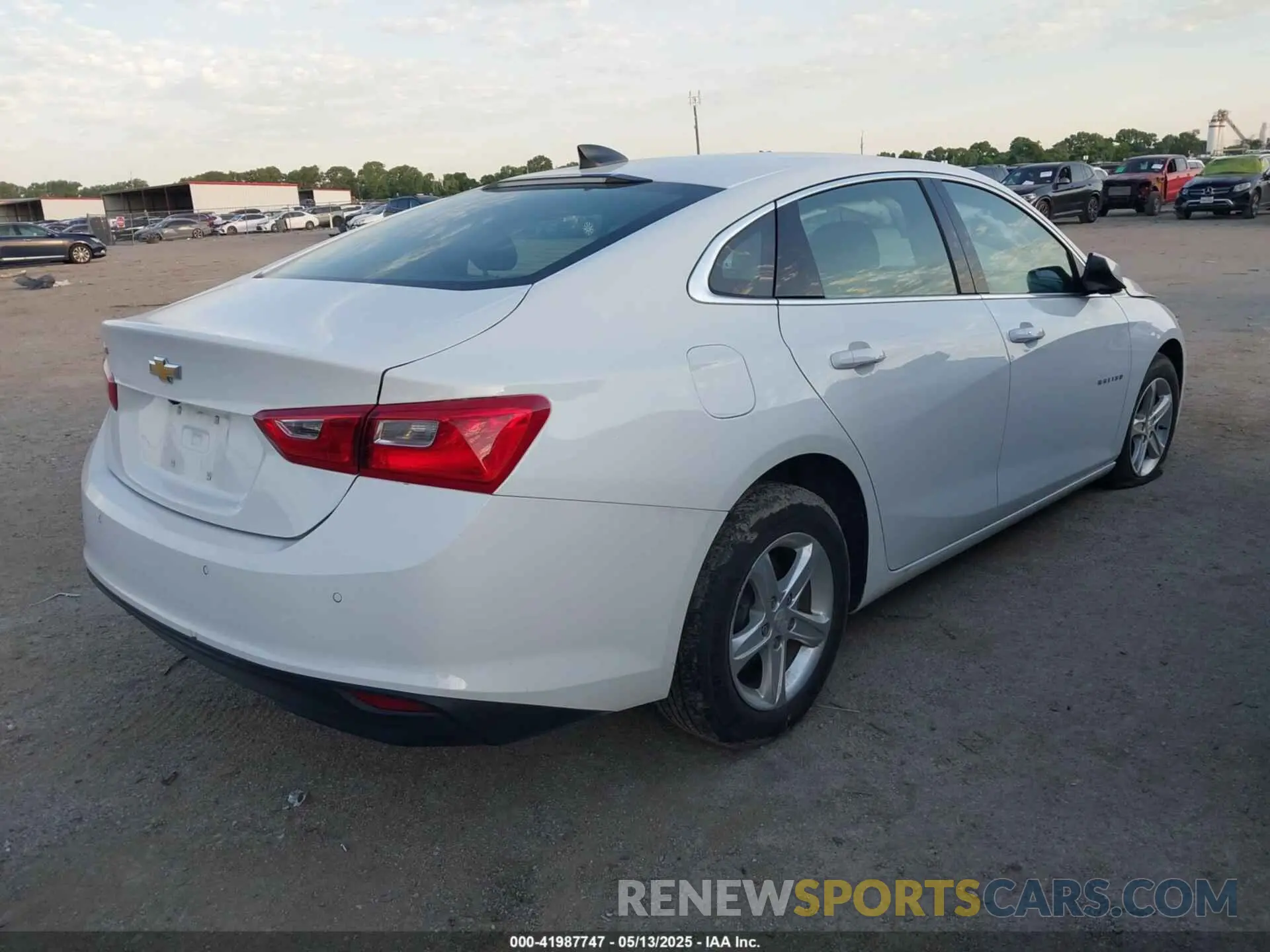 4 Photograph of a damaged car 1G1ZB5ST8MF042112 CHEVROLET MALIBU 2021