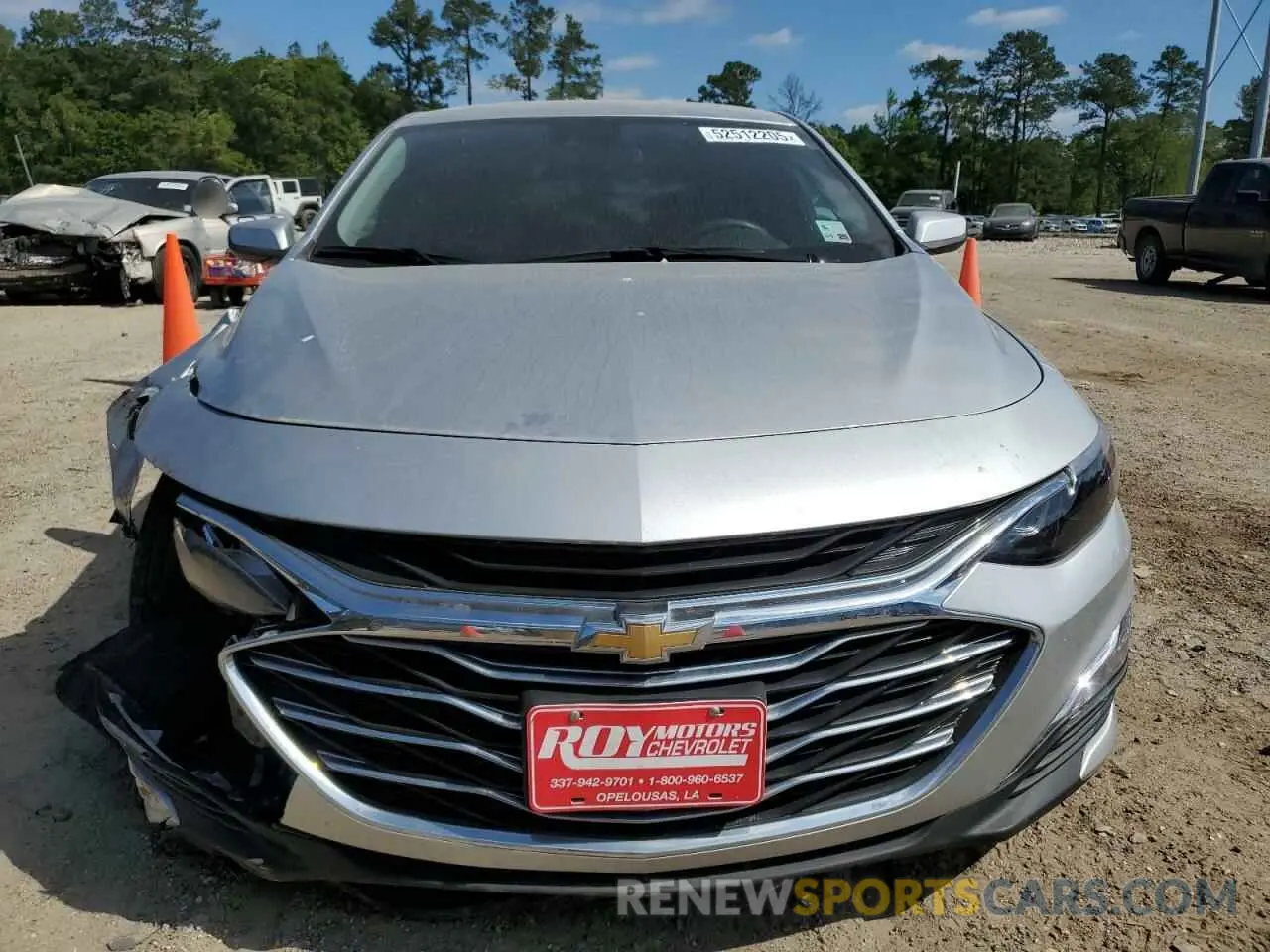 5 Photograph of a damaged car 1G1ZC5ST0MF085016 CHEVROLET MALIBU 2021