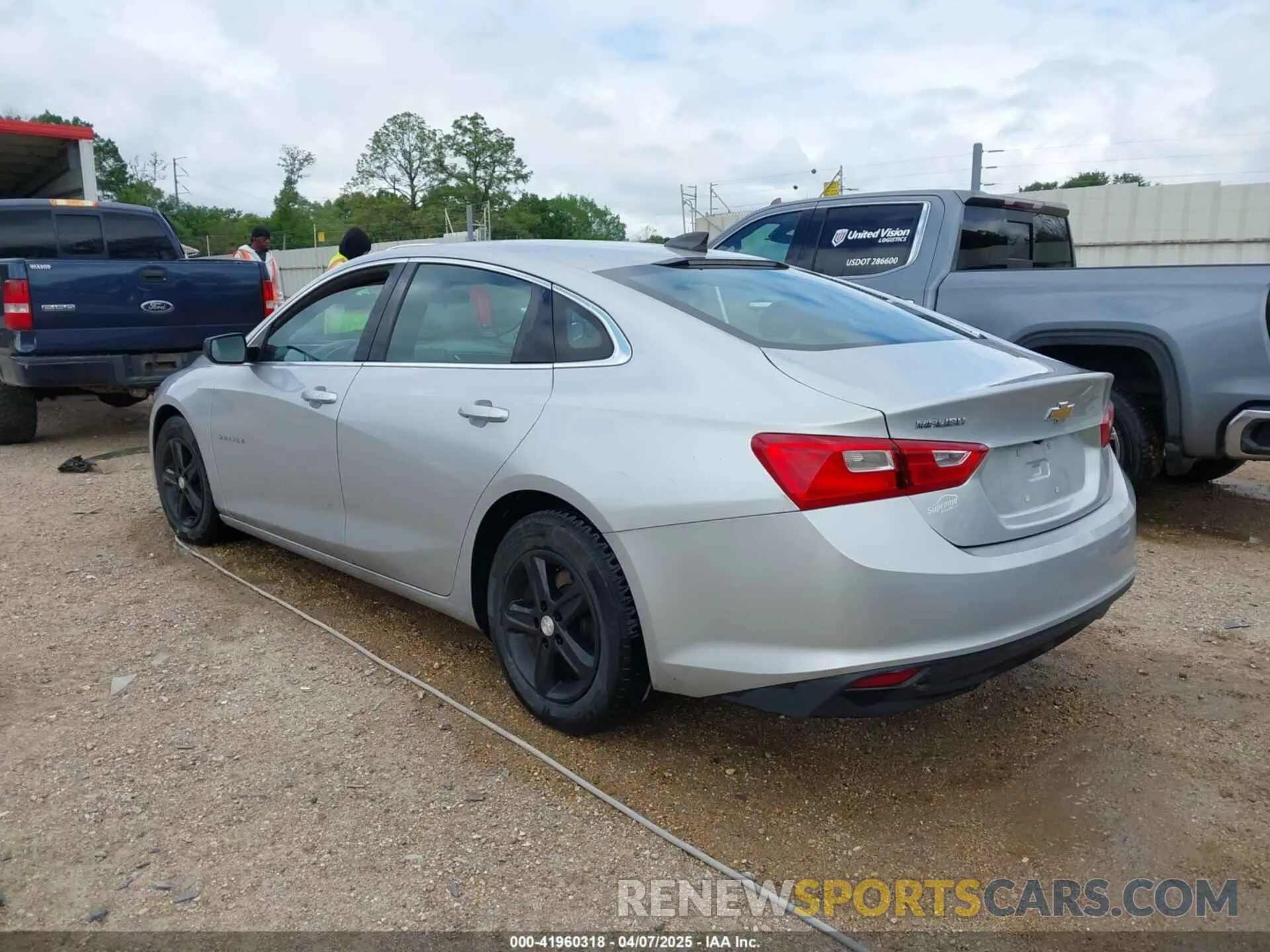 3 Photograph of a damaged car 1G1ZC5ST2MF031233 CHEVROLET MALIBU 2021