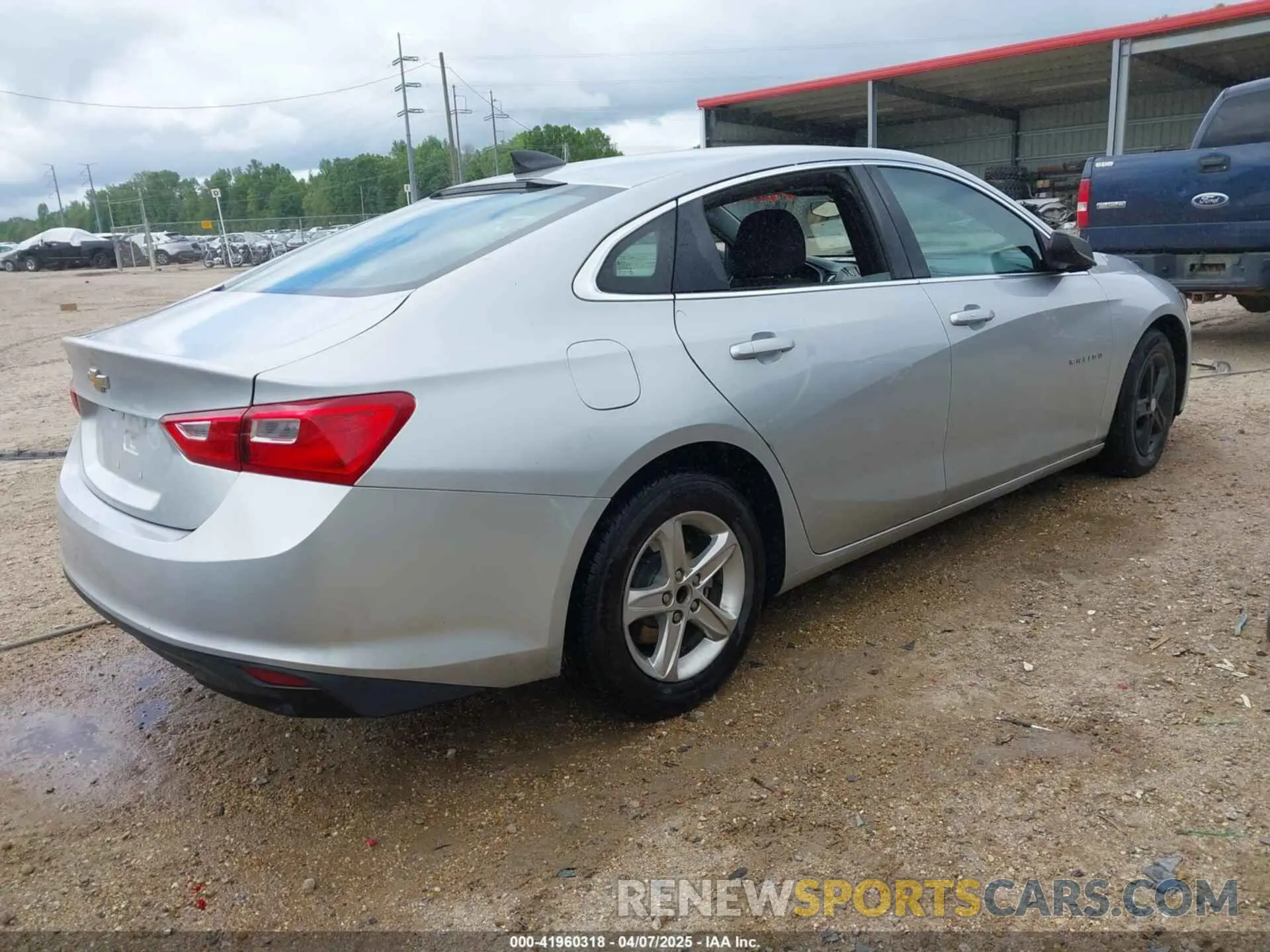 4 Photograph of a damaged car 1G1ZC5ST2MF031233 CHEVROLET MALIBU 2021