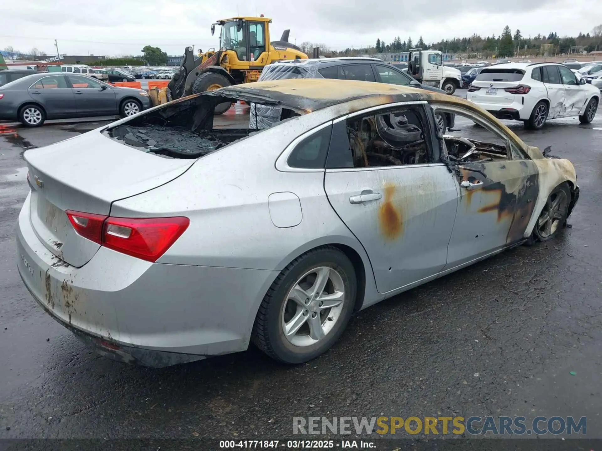 4 Photograph of a damaged car 1G1ZC5ST2MF082537 CHEVROLET MALIBU 2021