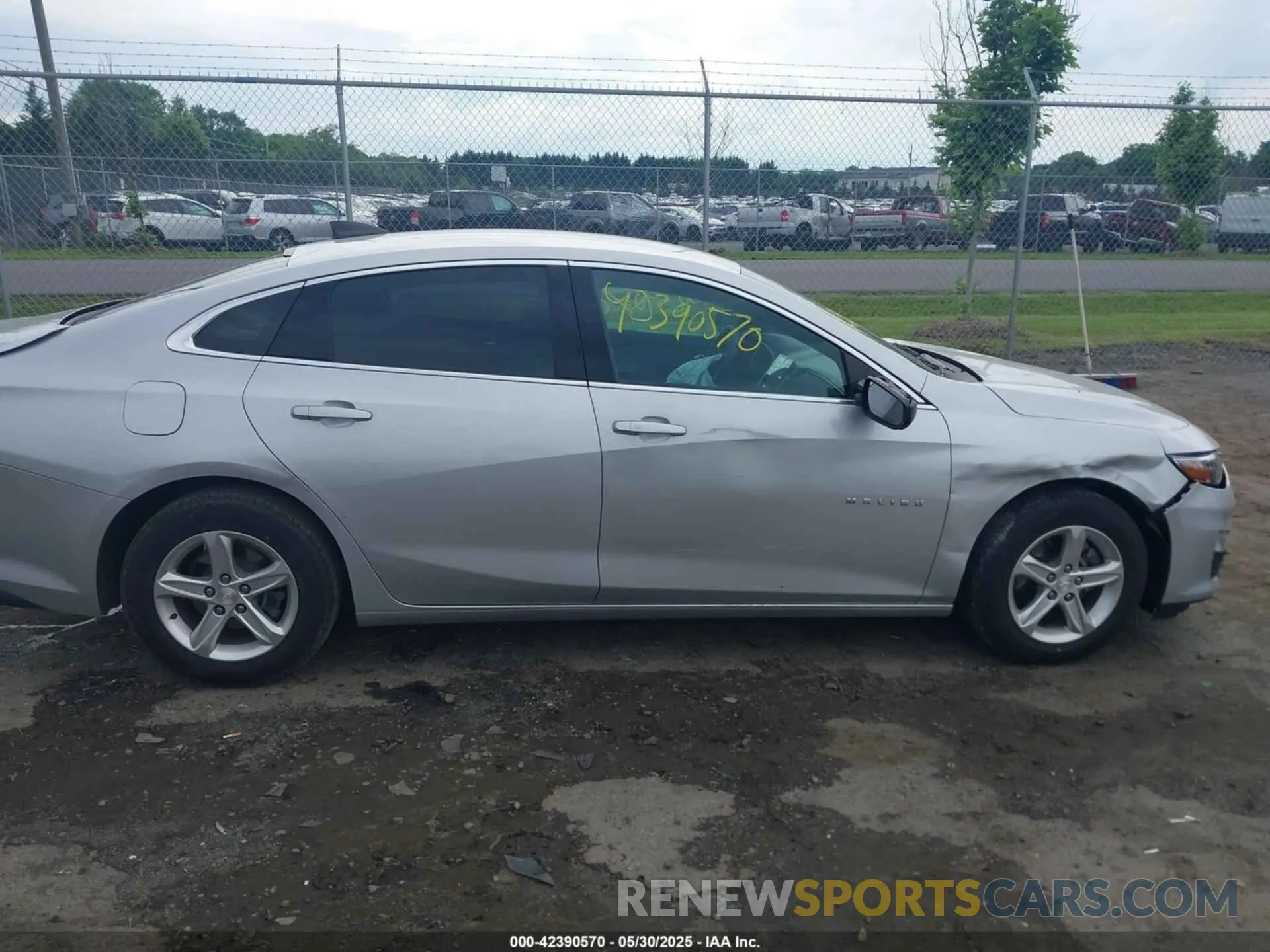 13 Photograph of a damaged car 1G1ZC5ST2MF084143 CHEVROLET MALIBU 2021