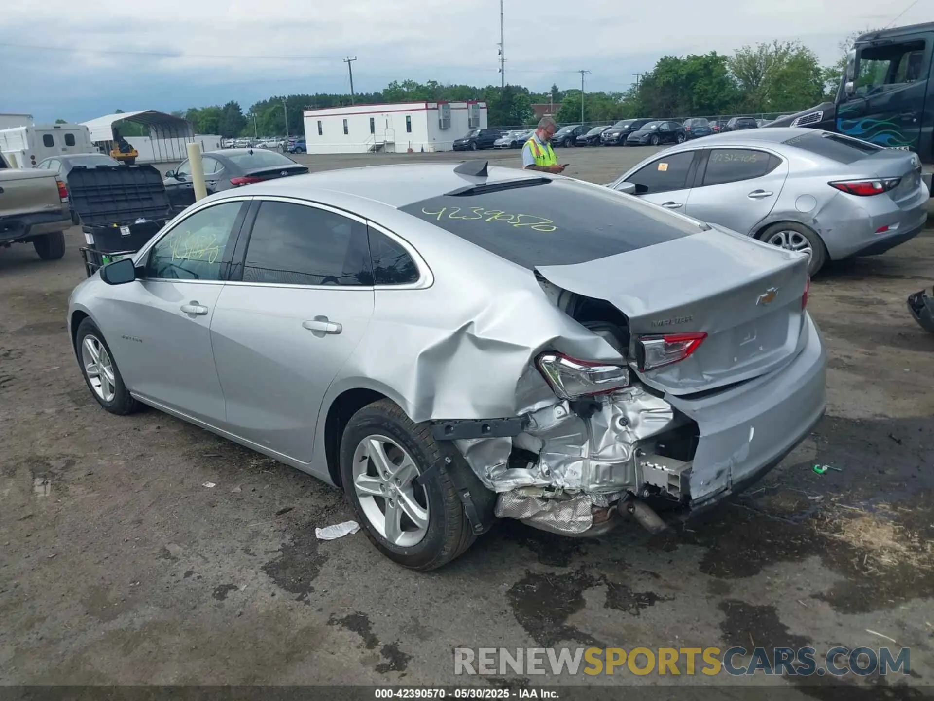 3 Photograph of a damaged car 1G1ZC5ST2MF084143 CHEVROLET MALIBU 2021