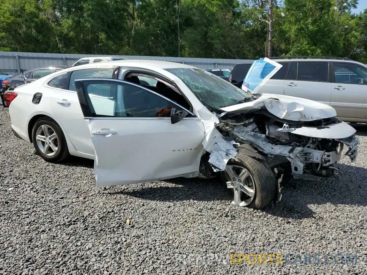 4 Photograph of a damaged car 1G1ZC5ST3MF087195 CHEVROLET MALIBU 2021