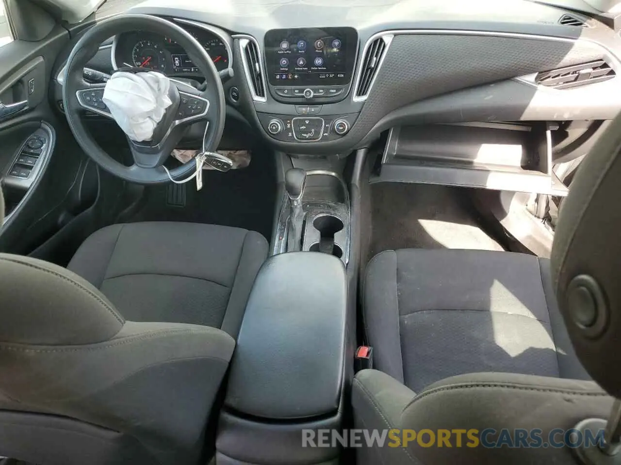 8 Photograph of a damaged car 1G1ZC5ST3MF087195 CHEVROLET MALIBU 2021
