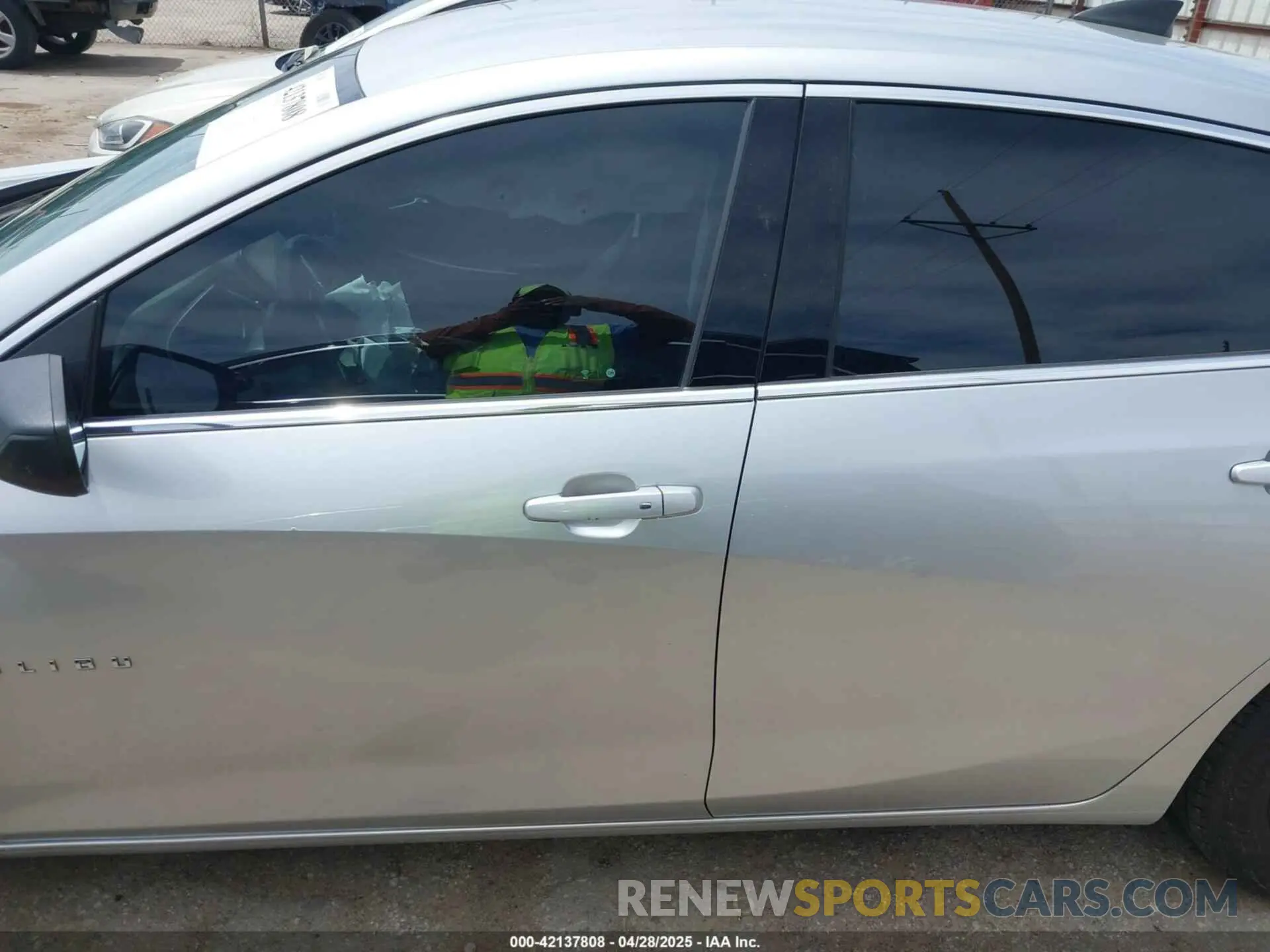 13 Photograph of a damaged car 1G1ZC5ST4MF003434 CHEVROLET MALIBU 2021