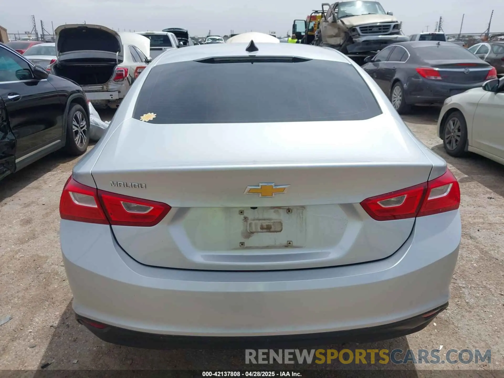 15 Photograph of a damaged car 1G1ZC5ST4MF003434 CHEVROLET MALIBU 2021