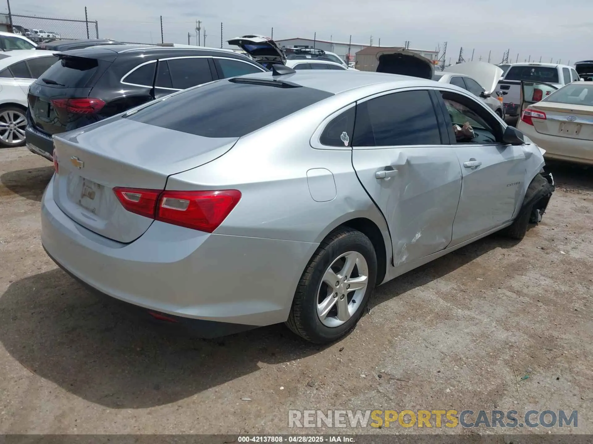 4 Photograph of a damaged car 1G1ZC5ST4MF003434 CHEVROLET MALIBU 2021