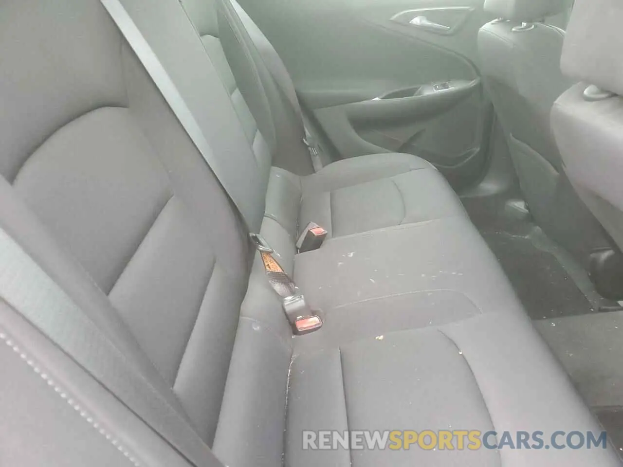 10 Photograph of a damaged car 1G1ZC5ST4MF082281 CHEVROLET MALIBU 2021