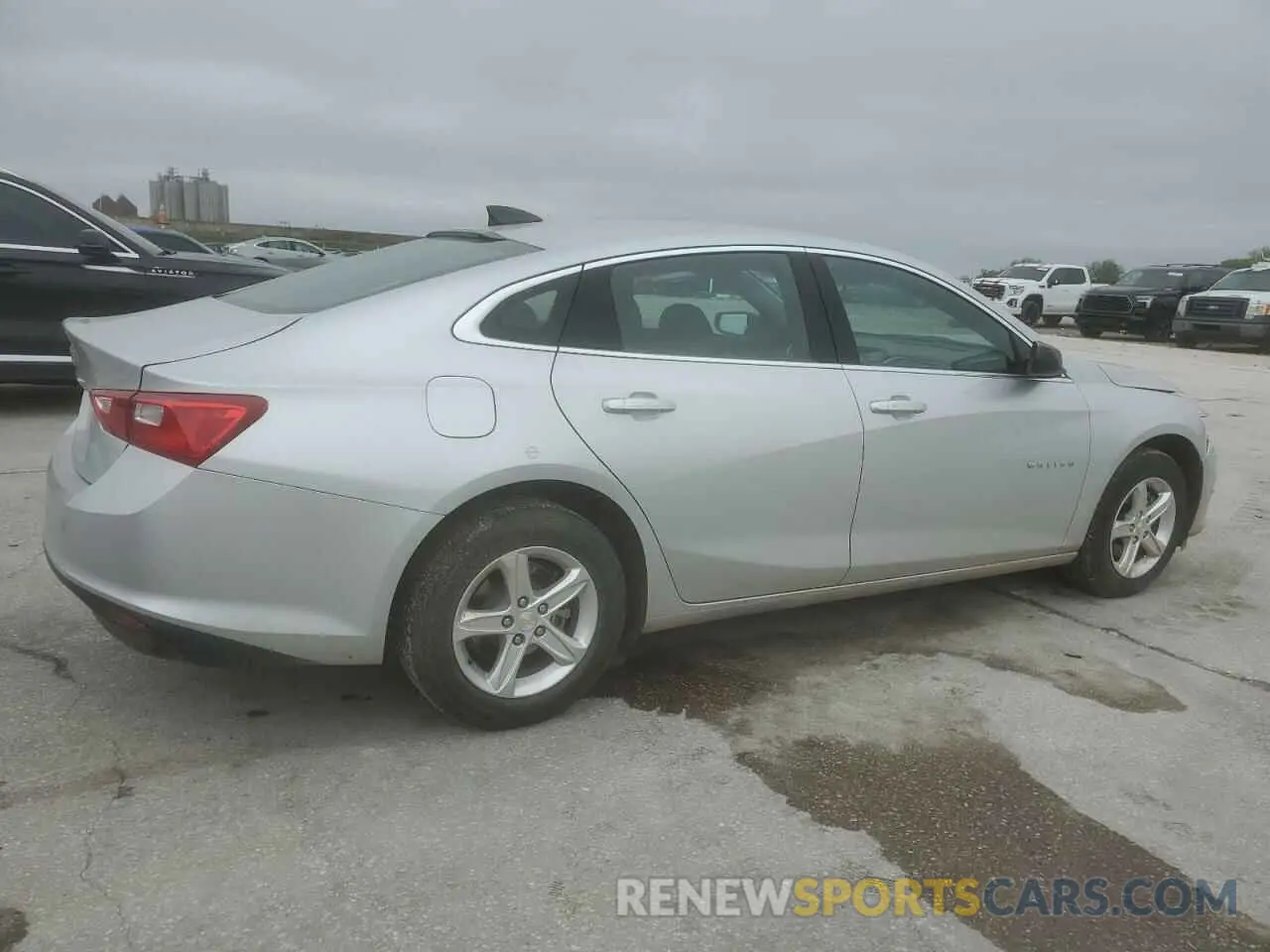 3 Photograph of a damaged car 1G1ZC5ST4MF082281 CHEVROLET MALIBU 2021