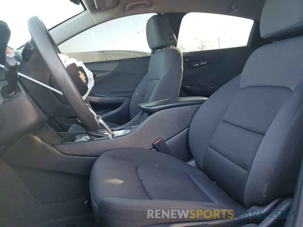 7 Photograph of a damaged car 1G1ZC5ST5MF037995 CHEVROLET MALIBU 2021