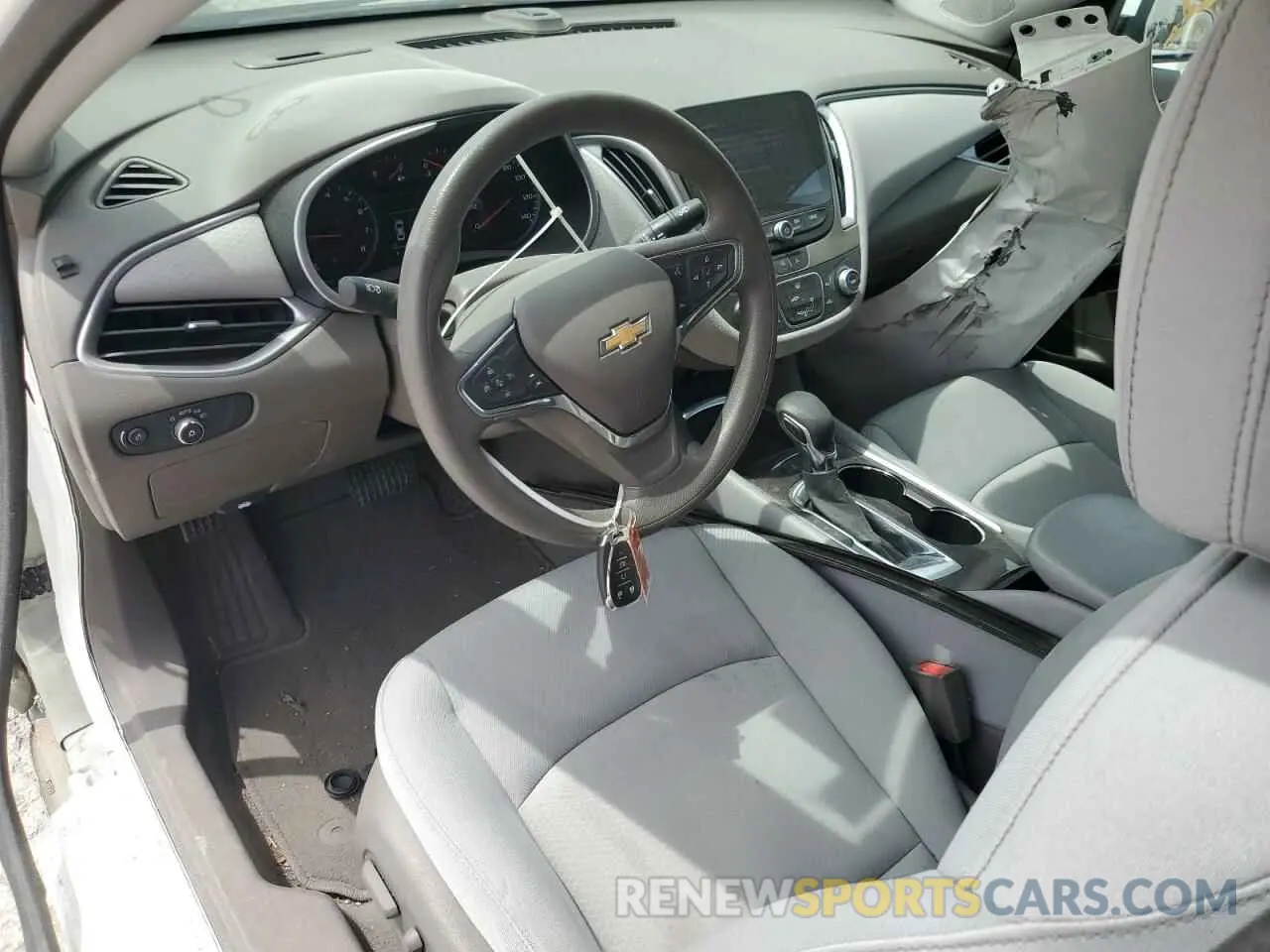 8 Photograph of a damaged car 1G1ZC5ST6MF085537 CHEVROLET MALIBU 2021