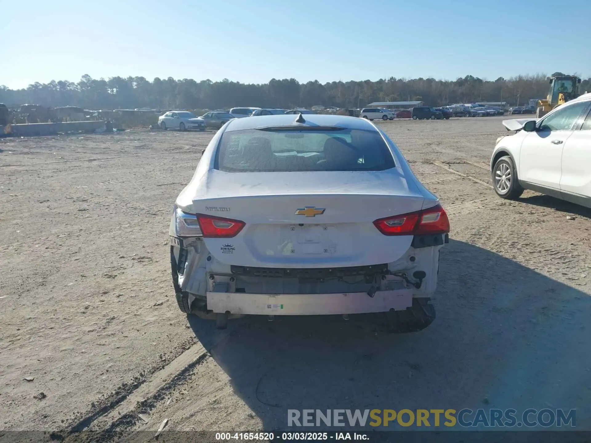 17 Photograph of a damaged car 1G1ZC5ST7MF087006 CHEVROLET MALIBU 2021