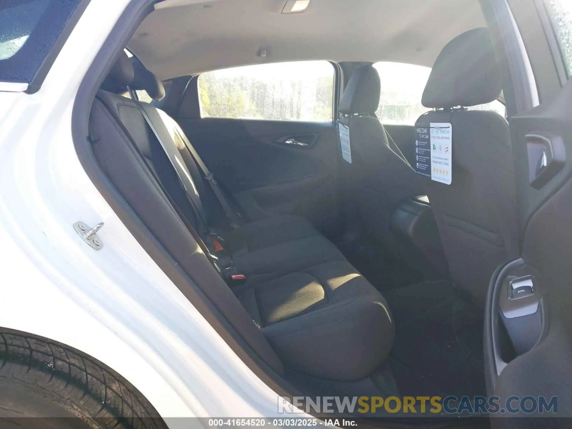 8 Photograph of a damaged car 1G1ZC5ST7MF087006 CHEVROLET MALIBU 2021