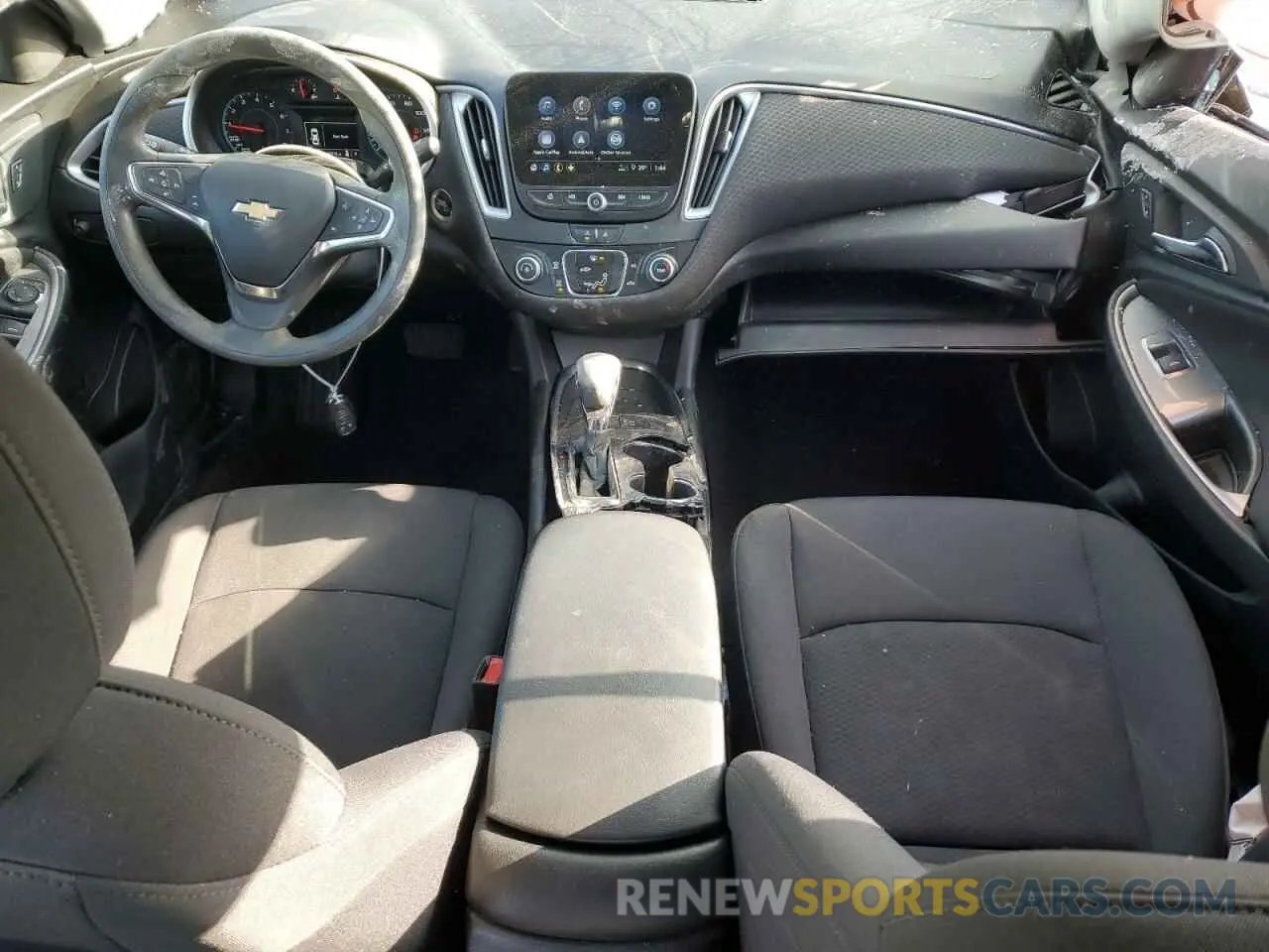 8 Photograph of a damaged car 1G1ZC5ST8MF033858 CHEVROLET MALIBU 2021