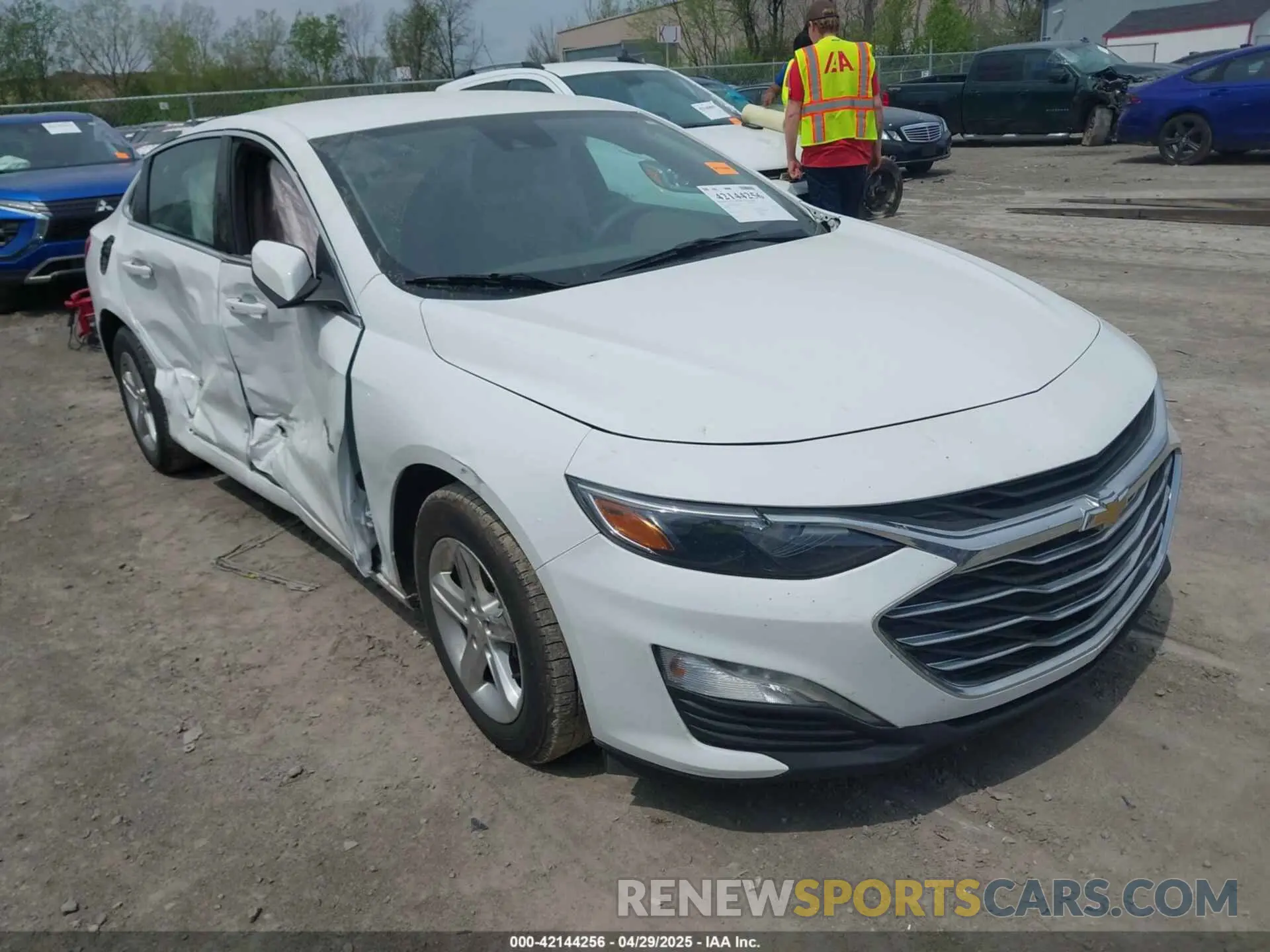 1 Photograph of a damaged car 1G1ZC5ST8MF042446 CHEVROLET MALIBU 2021