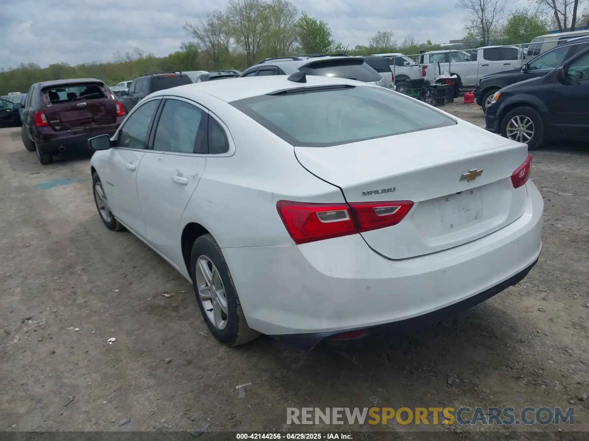 3 Photograph of a damaged car 1G1ZC5ST8MF042446 CHEVROLET MALIBU 2021