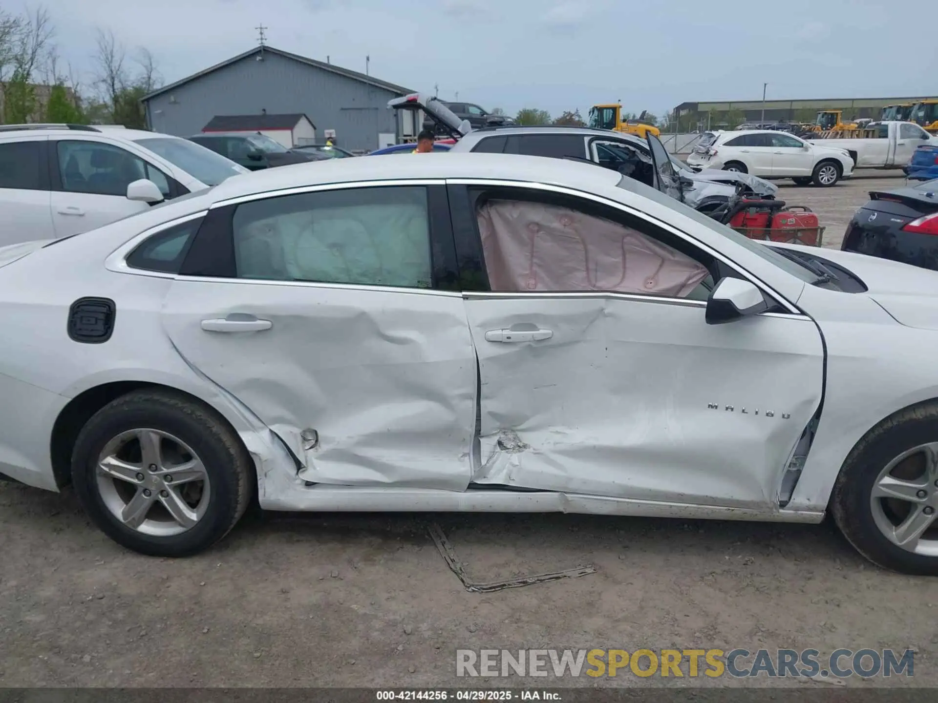 6 Photograph of a damaged car 1G1ZC5ST8MF042446 CHEVROLET MALIBU 2021